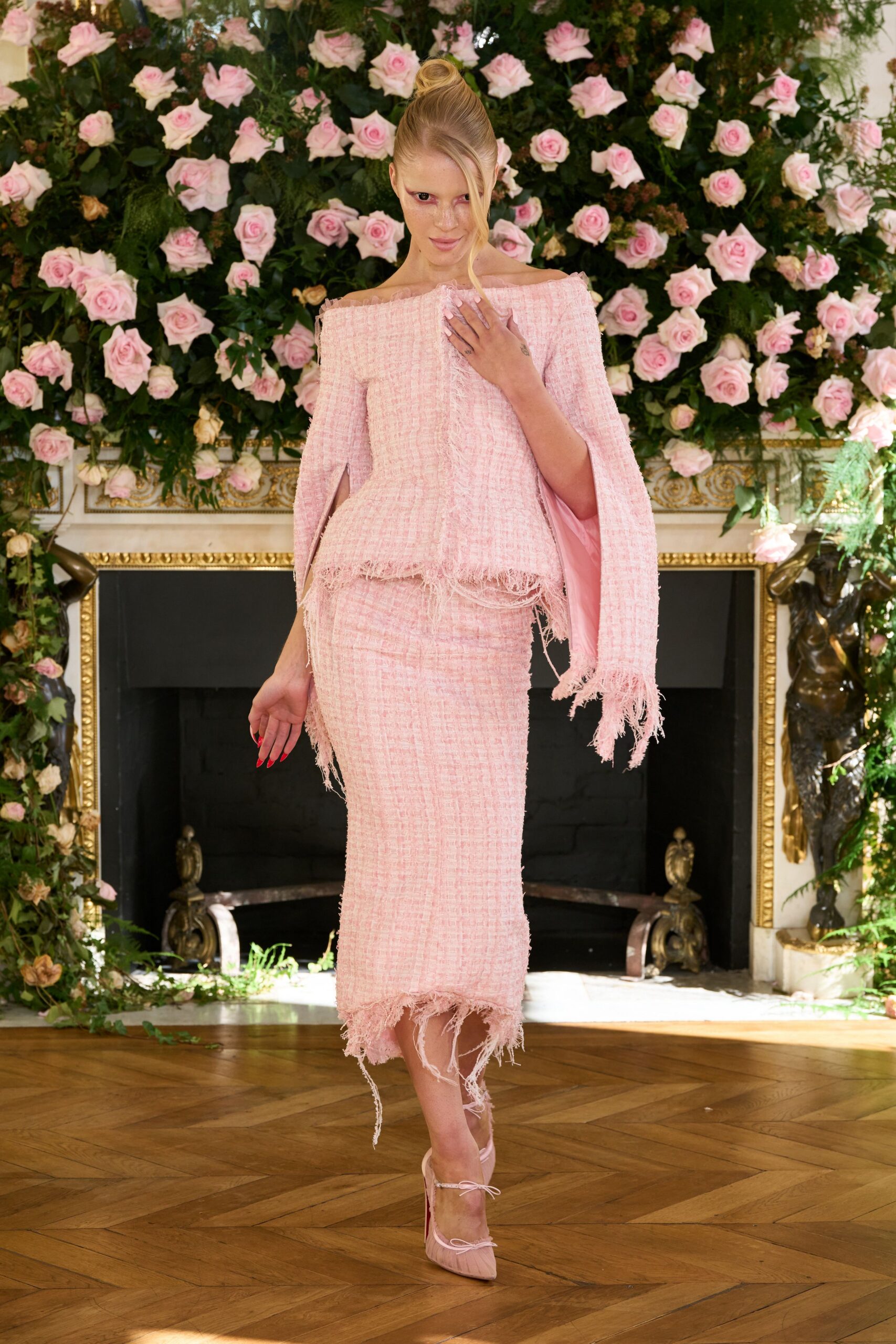 pink tweed long-sleeve off-shoulder fitted fringed top