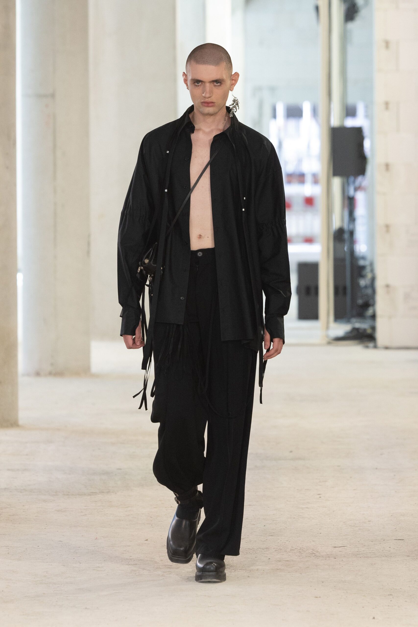 black relaxed shirt and pants