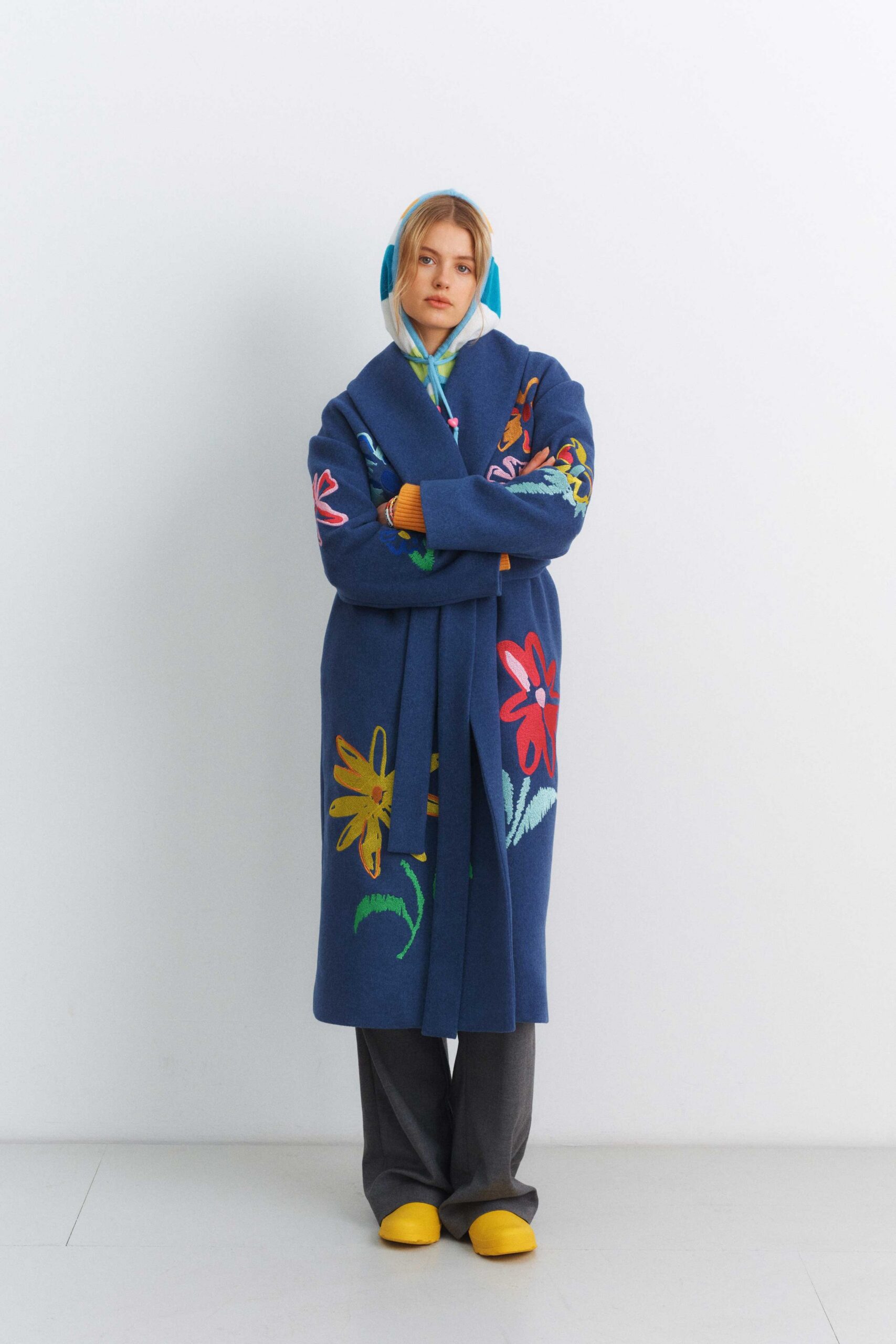 blue wool long-sleeve collared relaxed embroidered coat