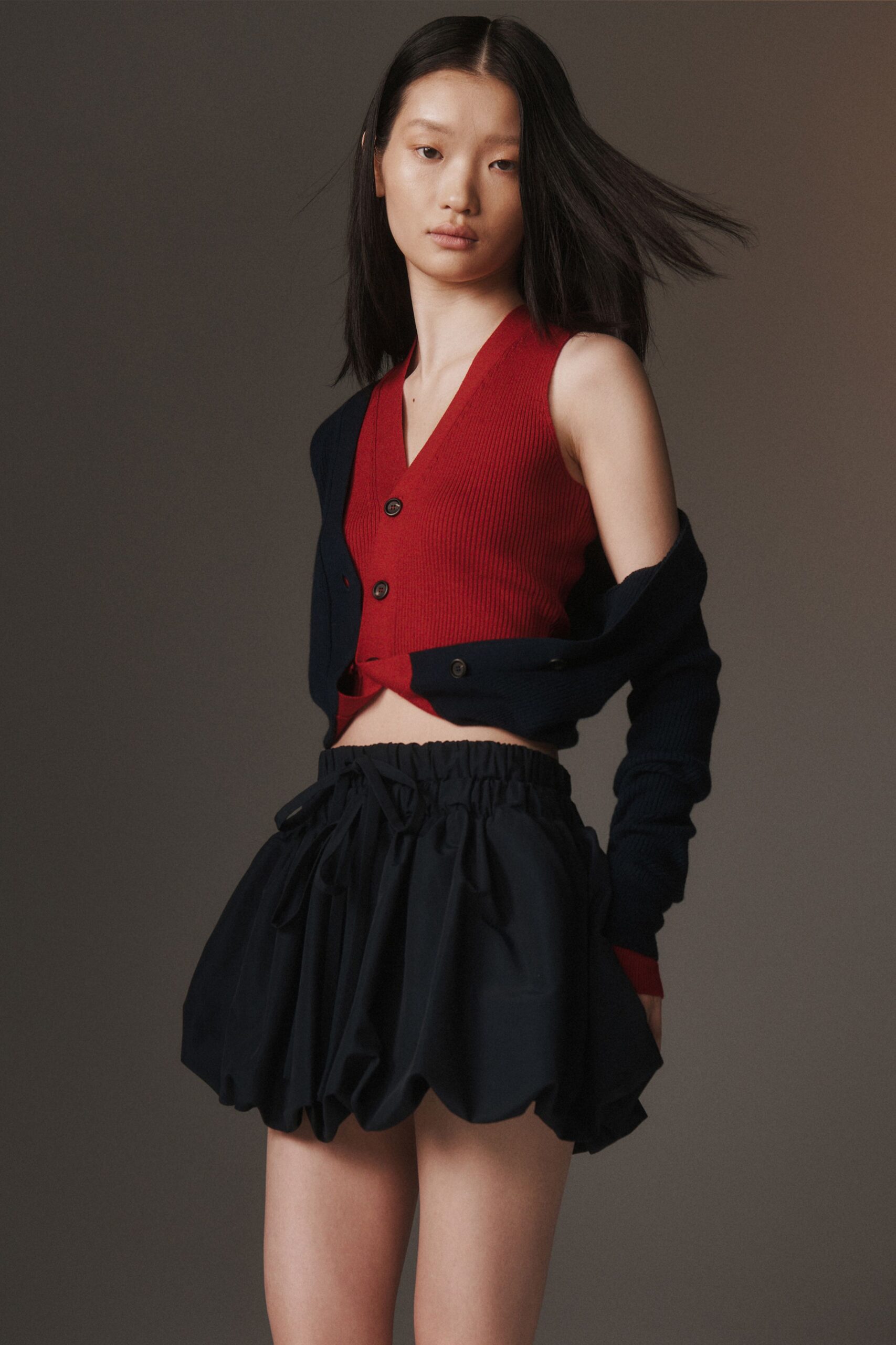 red cotton sleeveless v-neck fitted ribbed cropped top