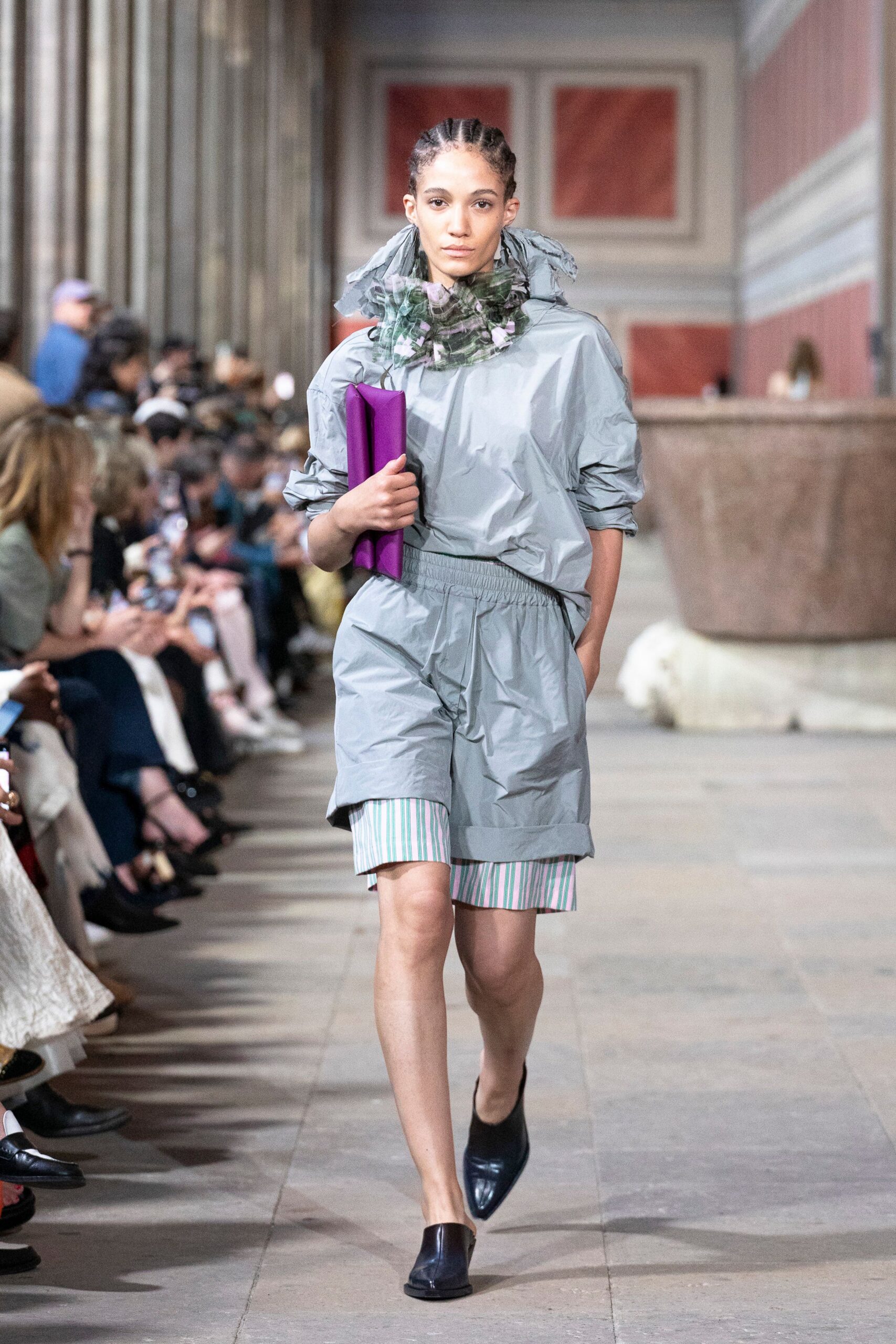 gray jersey long-sleeve collared relaxed zippered jacket