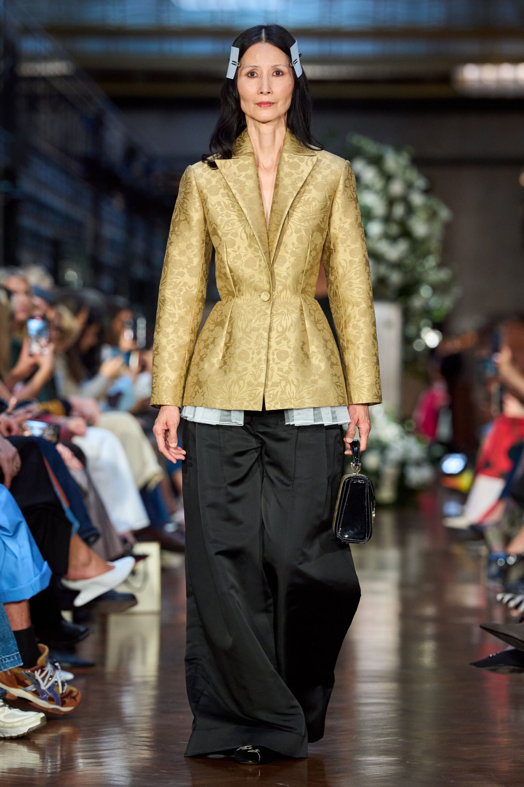 gold silk long-sleeve v-neck tailored embroidered blazer