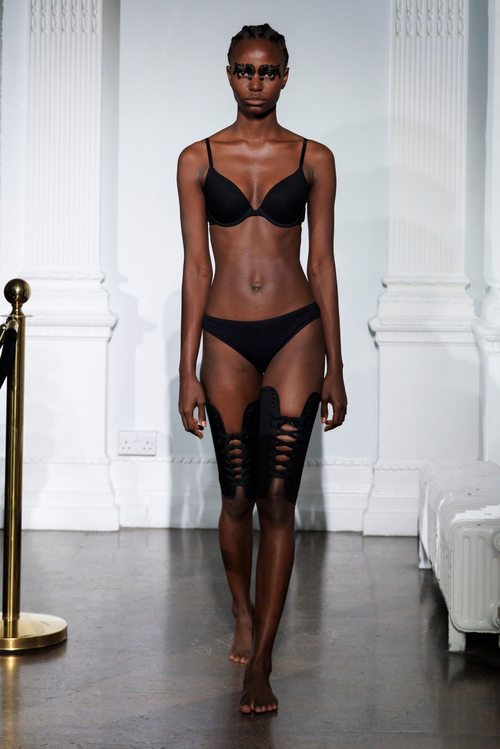 black sleeveless fitted bikini