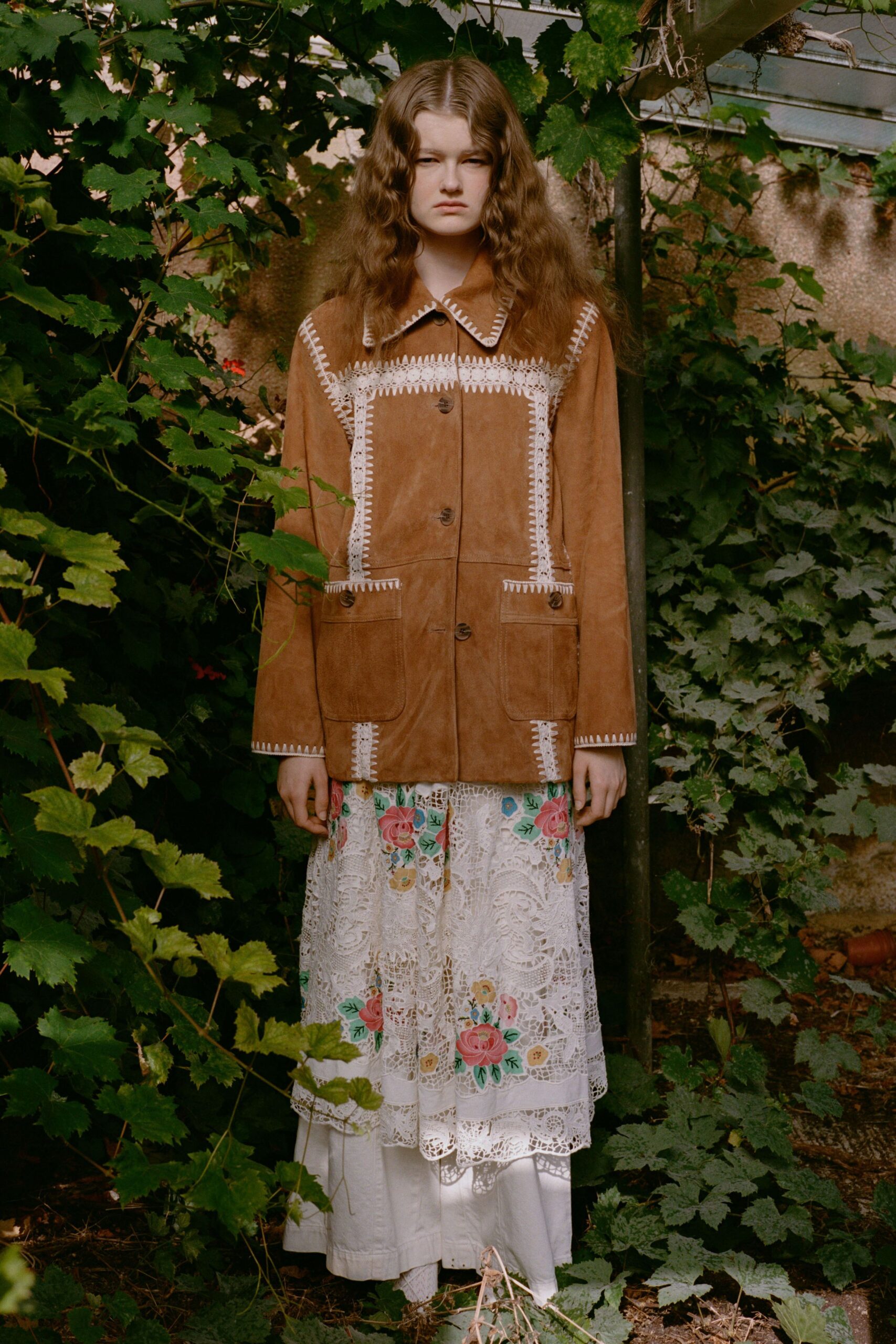 brown suede long-sleeve collared fitted embroidered jacket