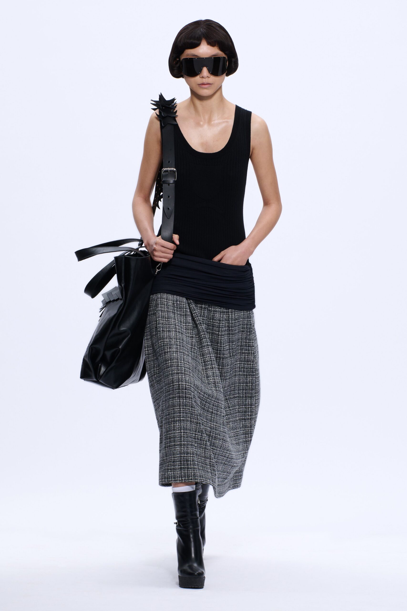 black cotton sleeveless scoop-neck fitted ribbed top