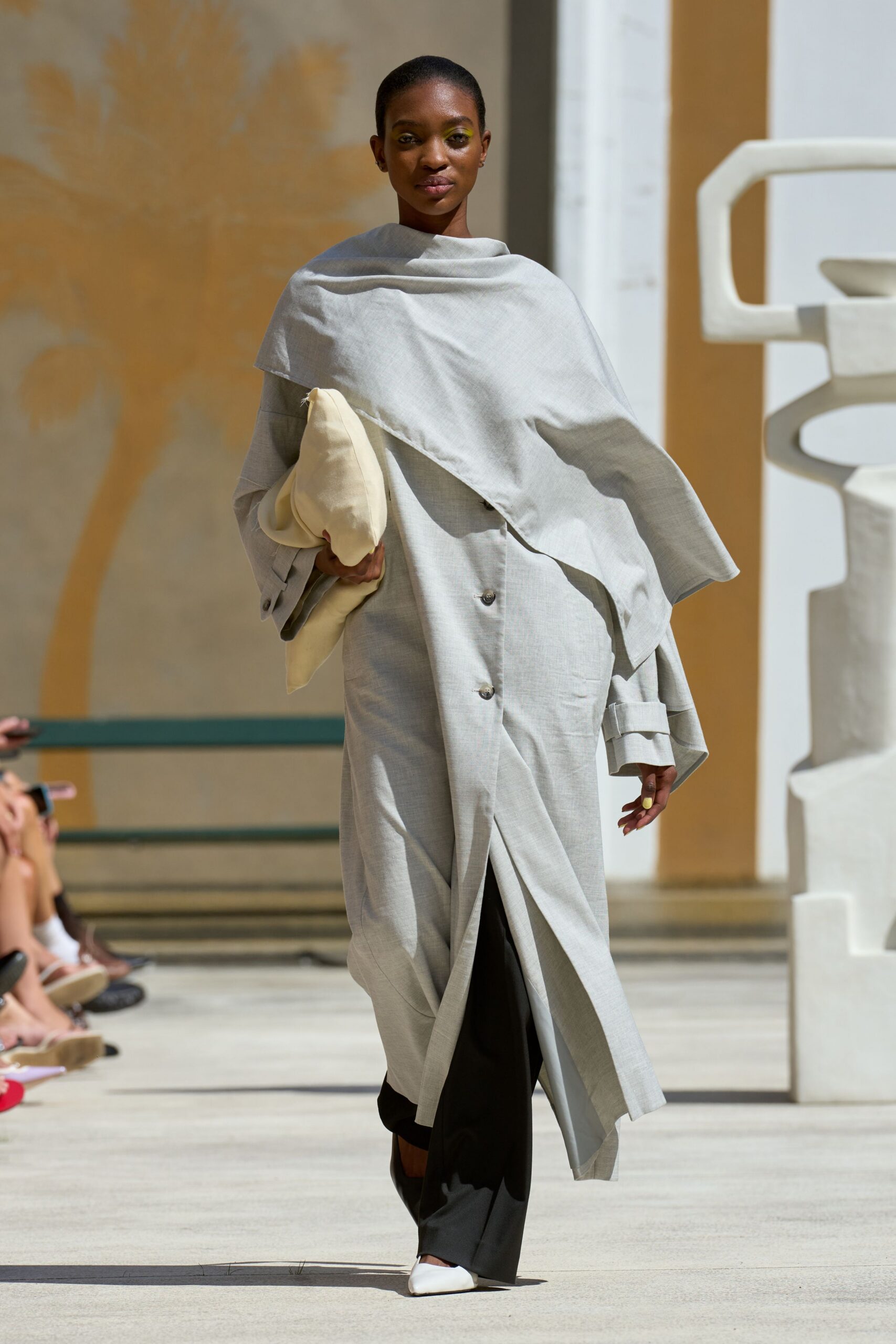 gray cotton long-sleeve collared relaxed buttoned midi coat