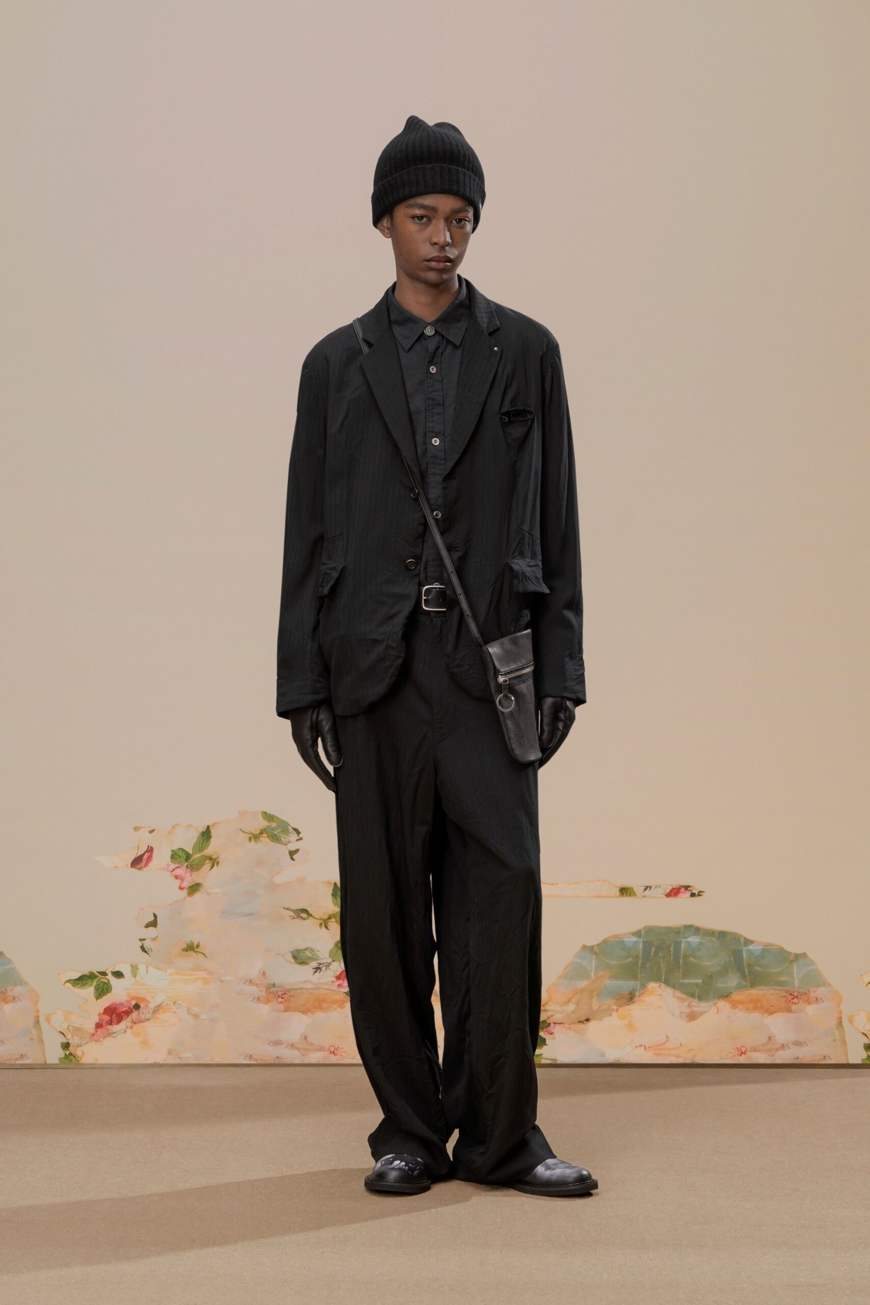 black relaxed suit with accessories