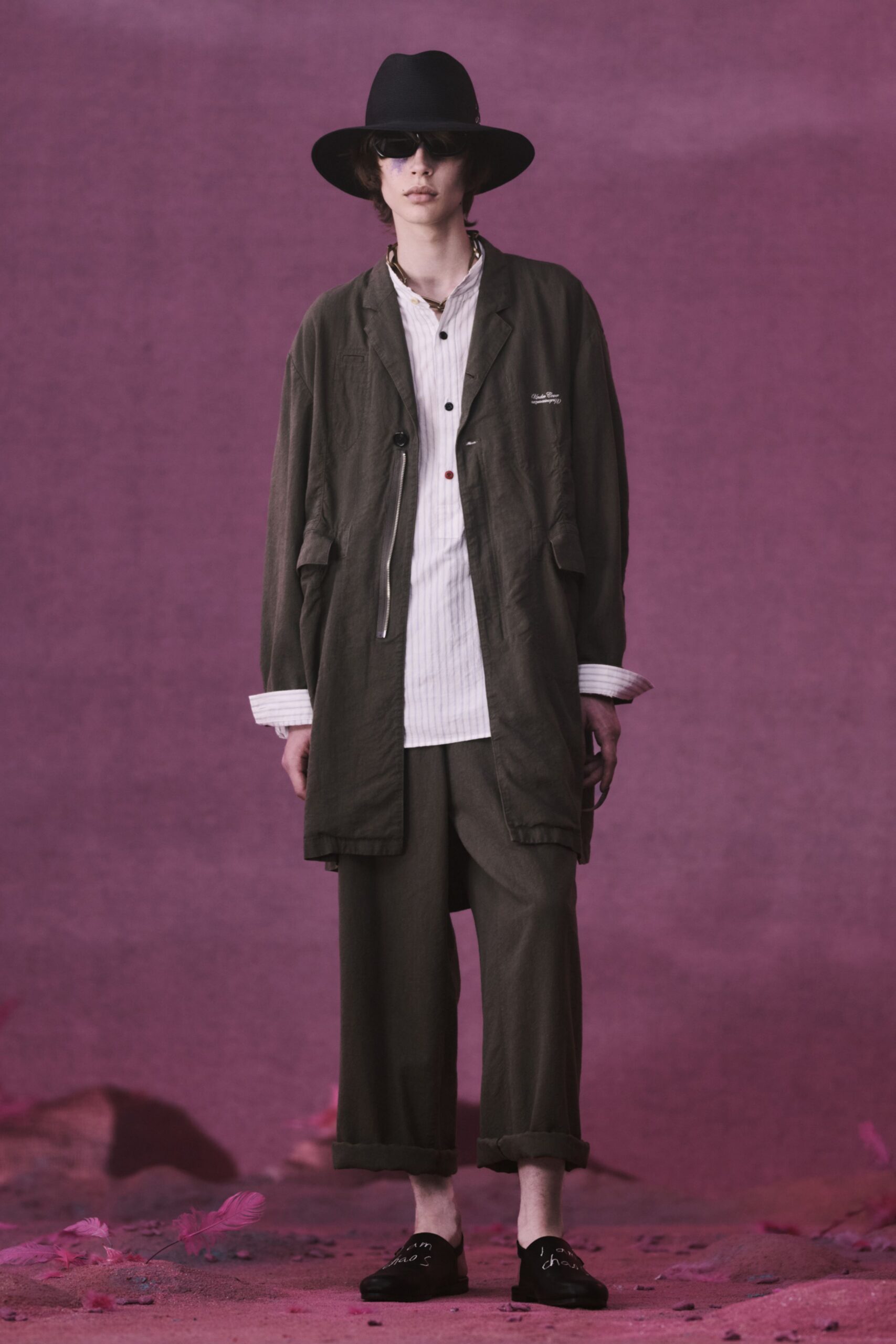 green cotton long-sleeve collared relaxed buttoned jacket