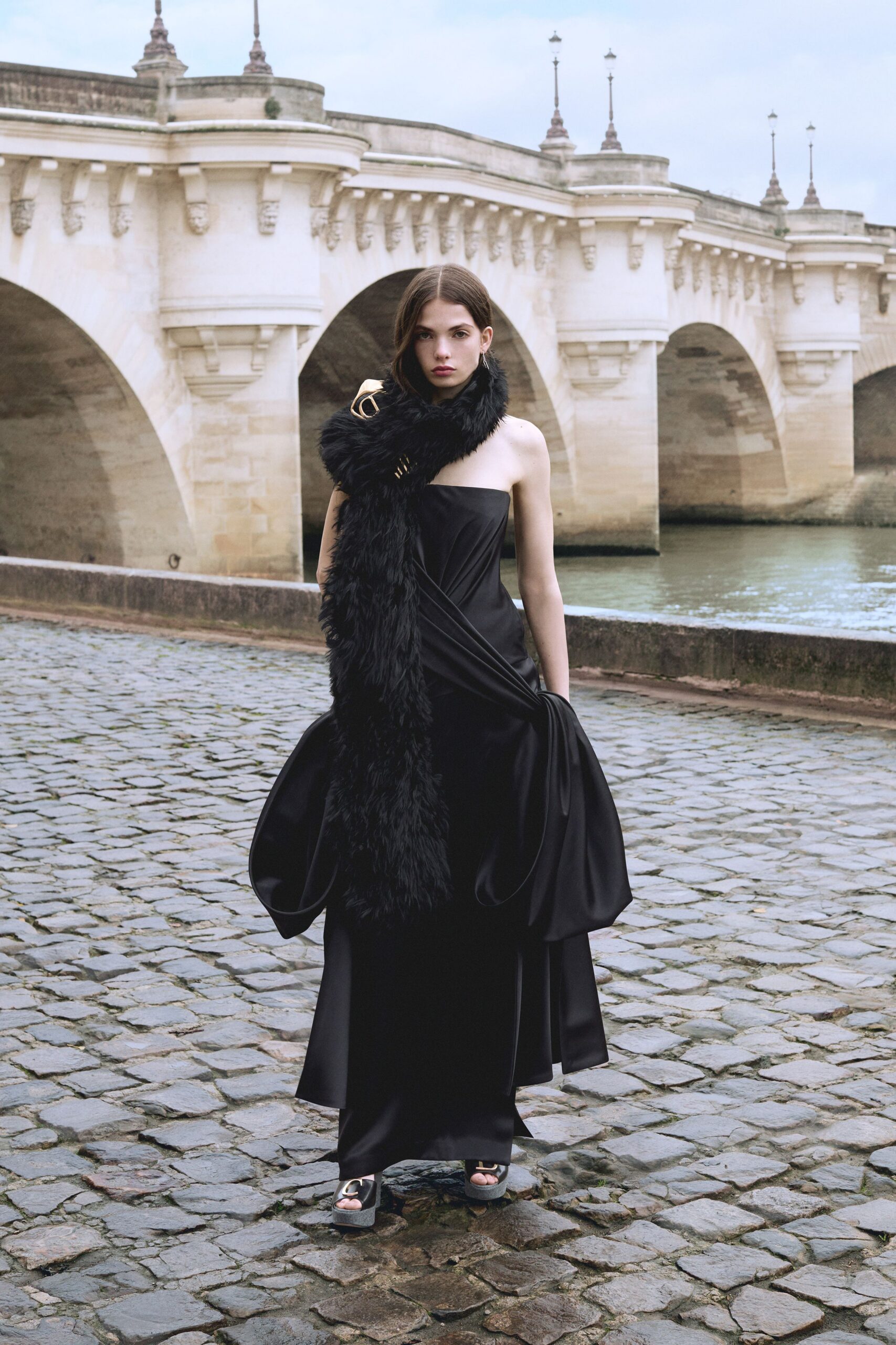 black fur relaxed fringed scarf