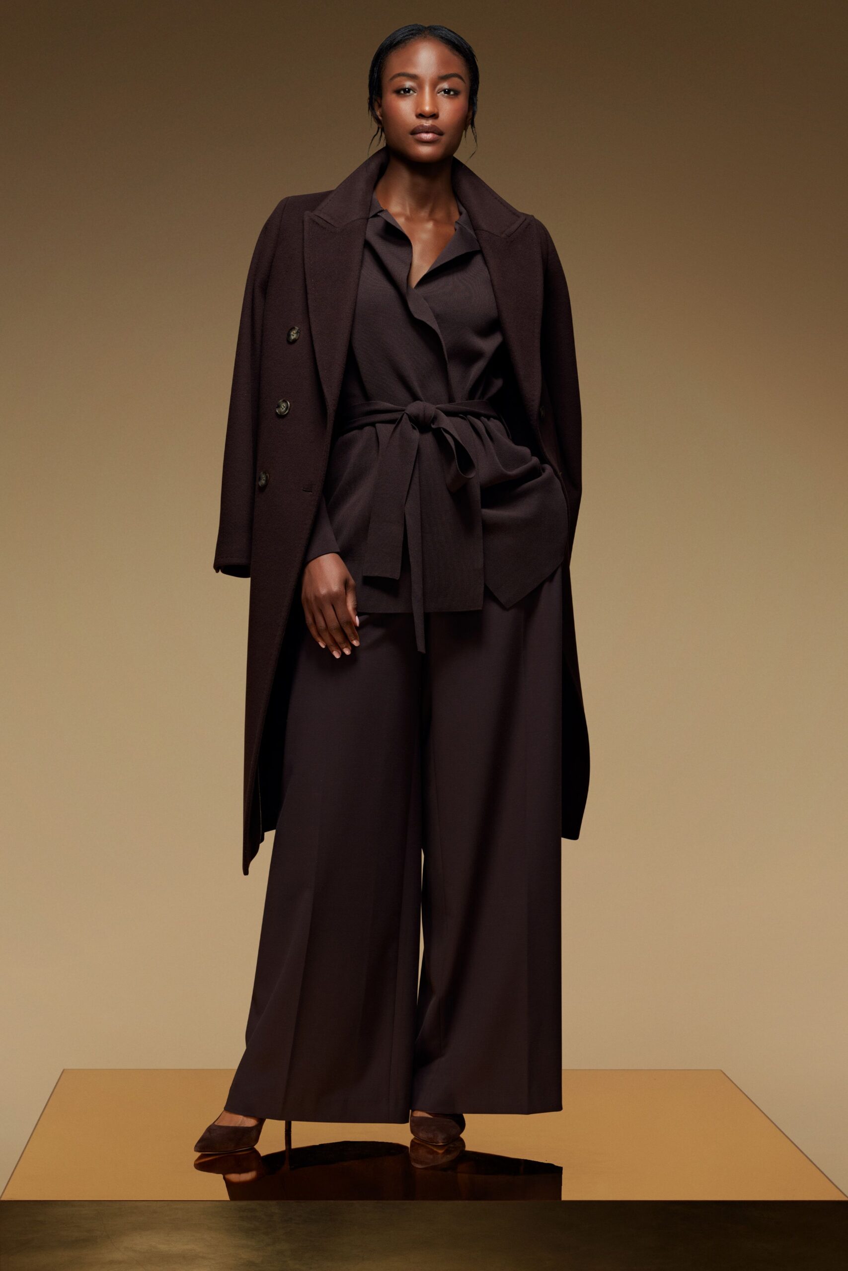 brown wool long-sleeve collared structured coat