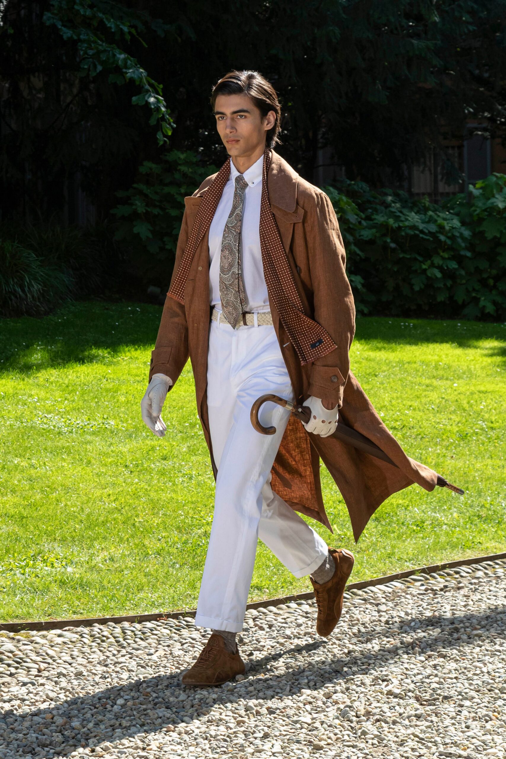 brown cotton long-sleeve collared relaxed buttoned trench