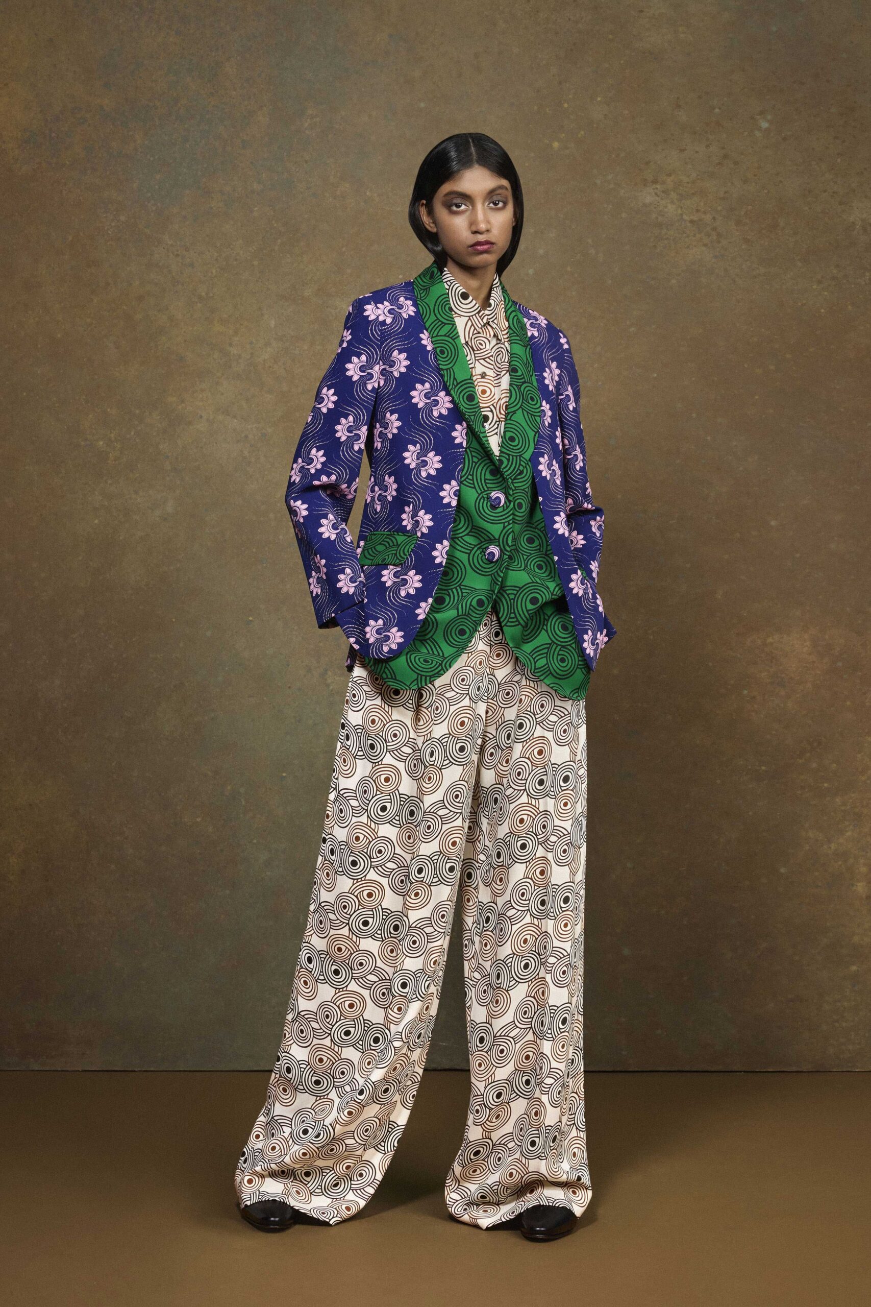 purple long-sleeve collared structured printed blazer