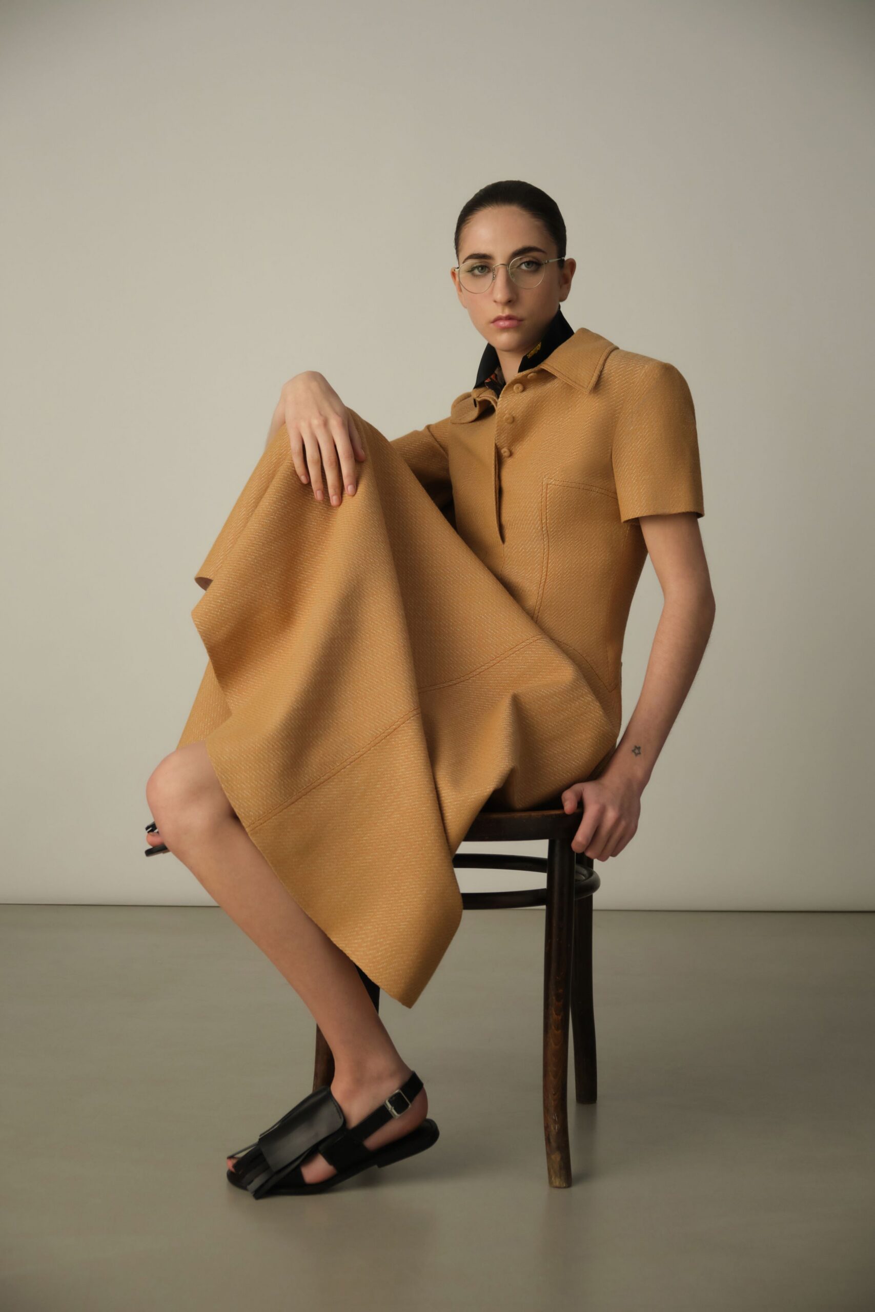 beige cotton short-sleeve collared fitted pleated midi dress