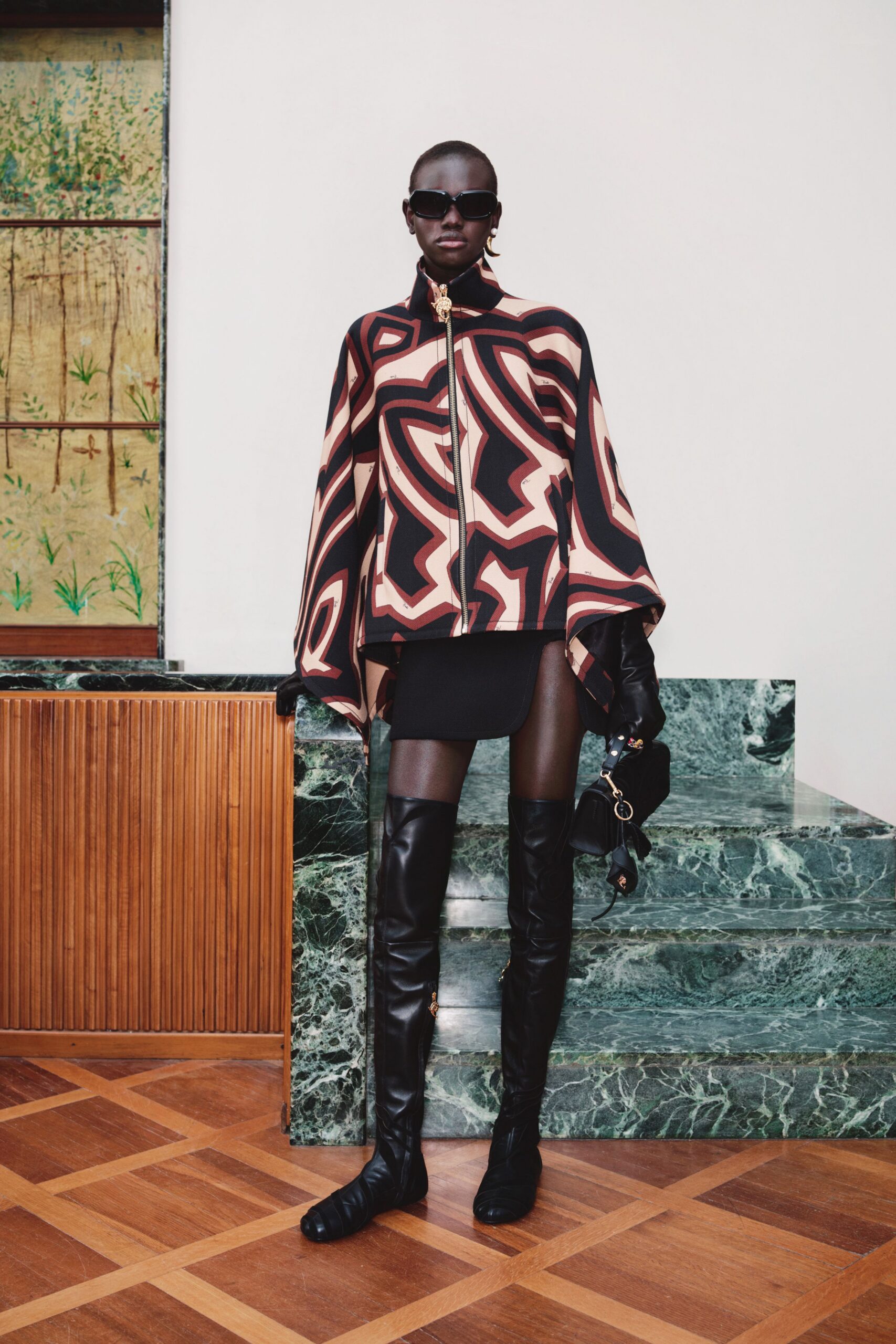 black silk long-sleeve collared relaxed zippered color-blocked jacket