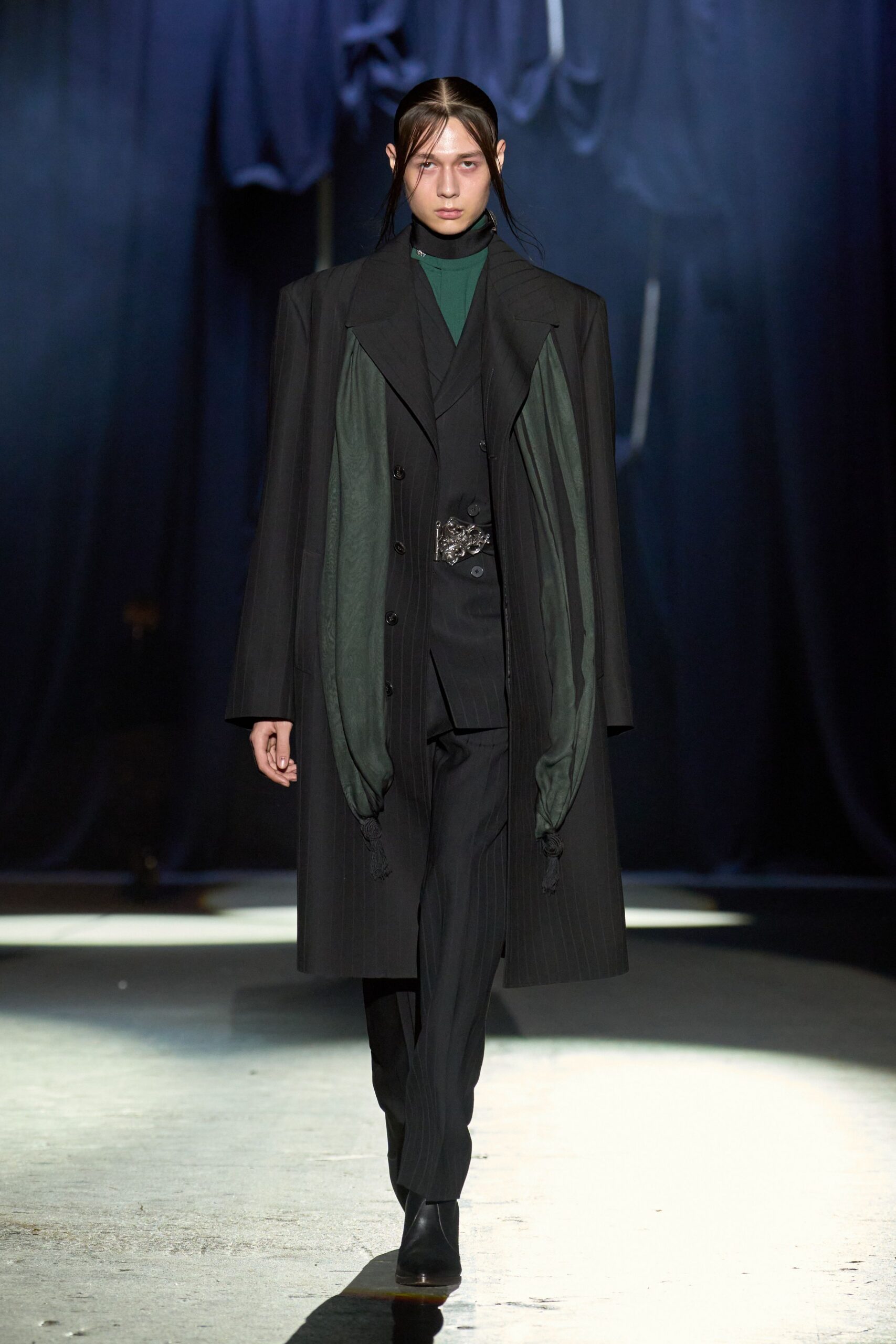 black wool long-sleeve collared structured buttoned layered coat