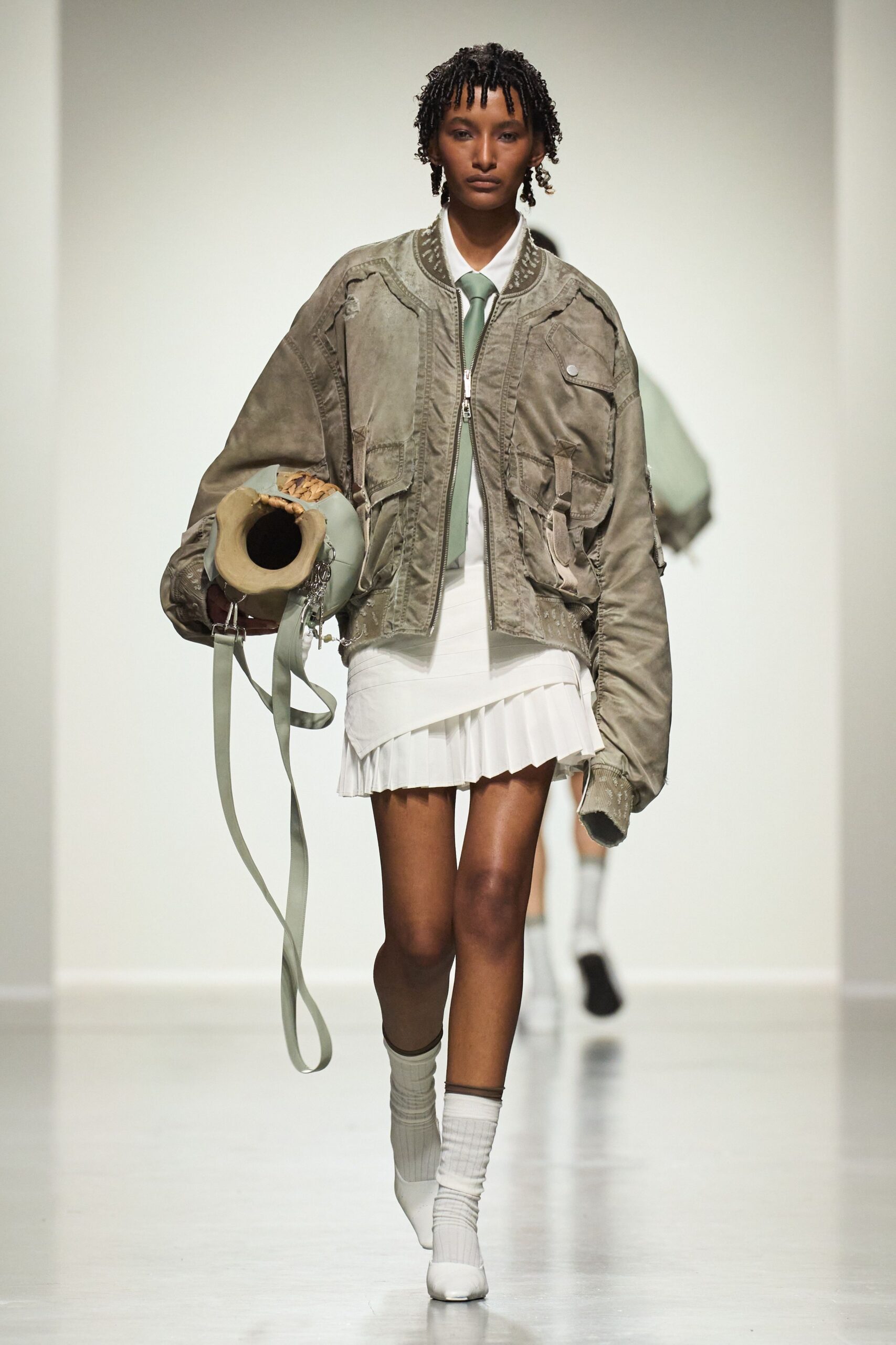 gray cotton long-sleeve oversized zippered jacket