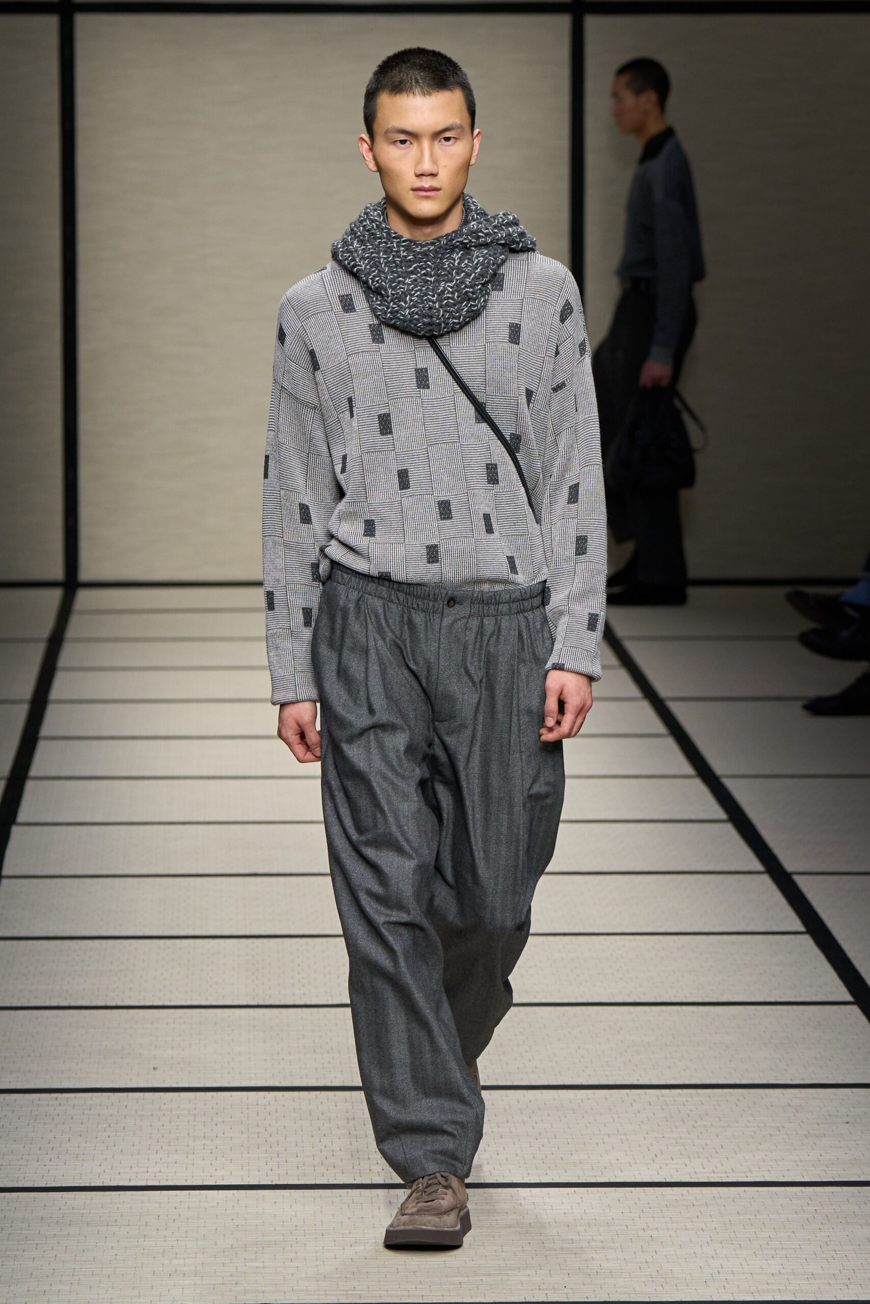 gray cotton long-sleeve collared relaxed printed top