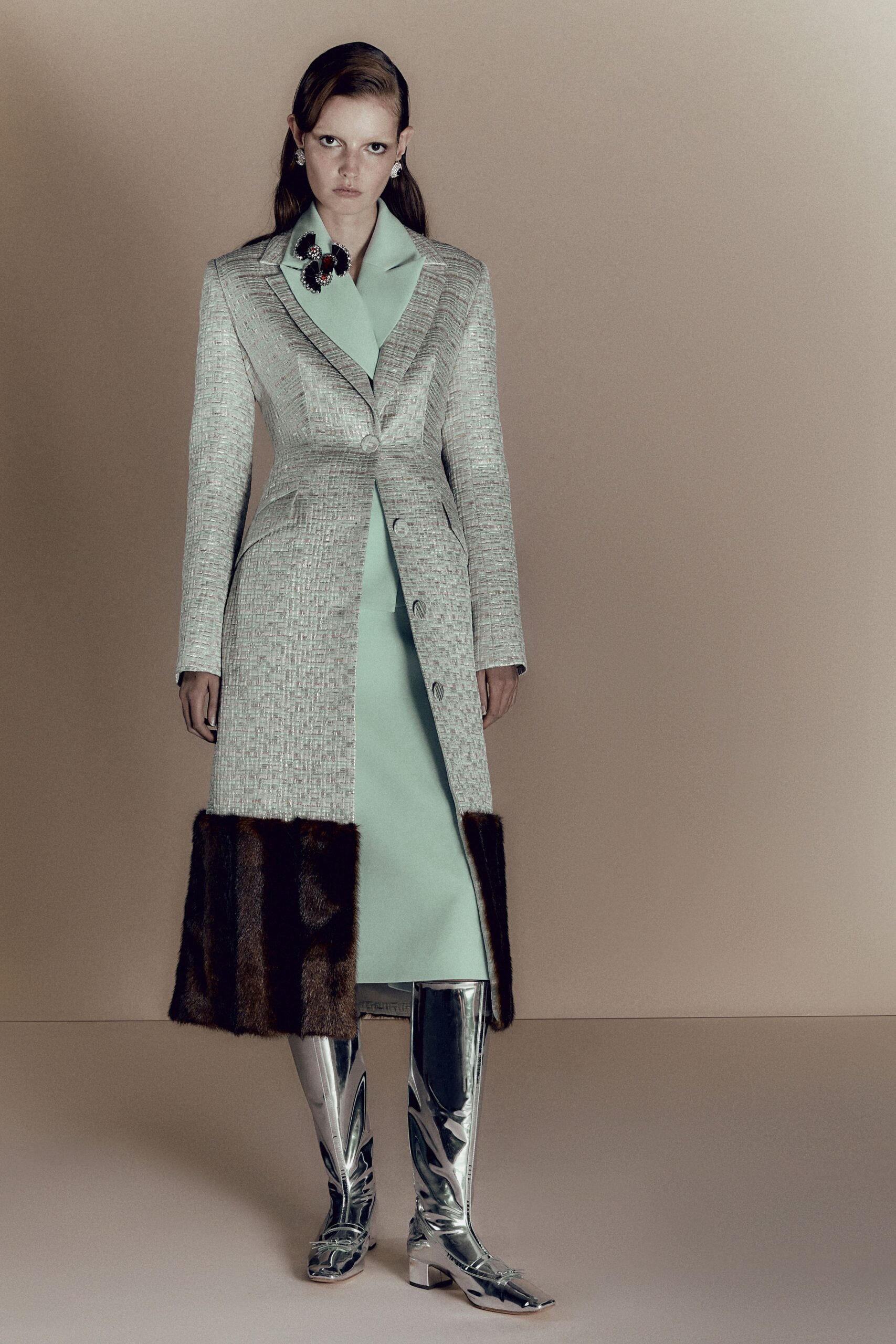 gray tweed long-sleeve collared structured buttoned pockets coat