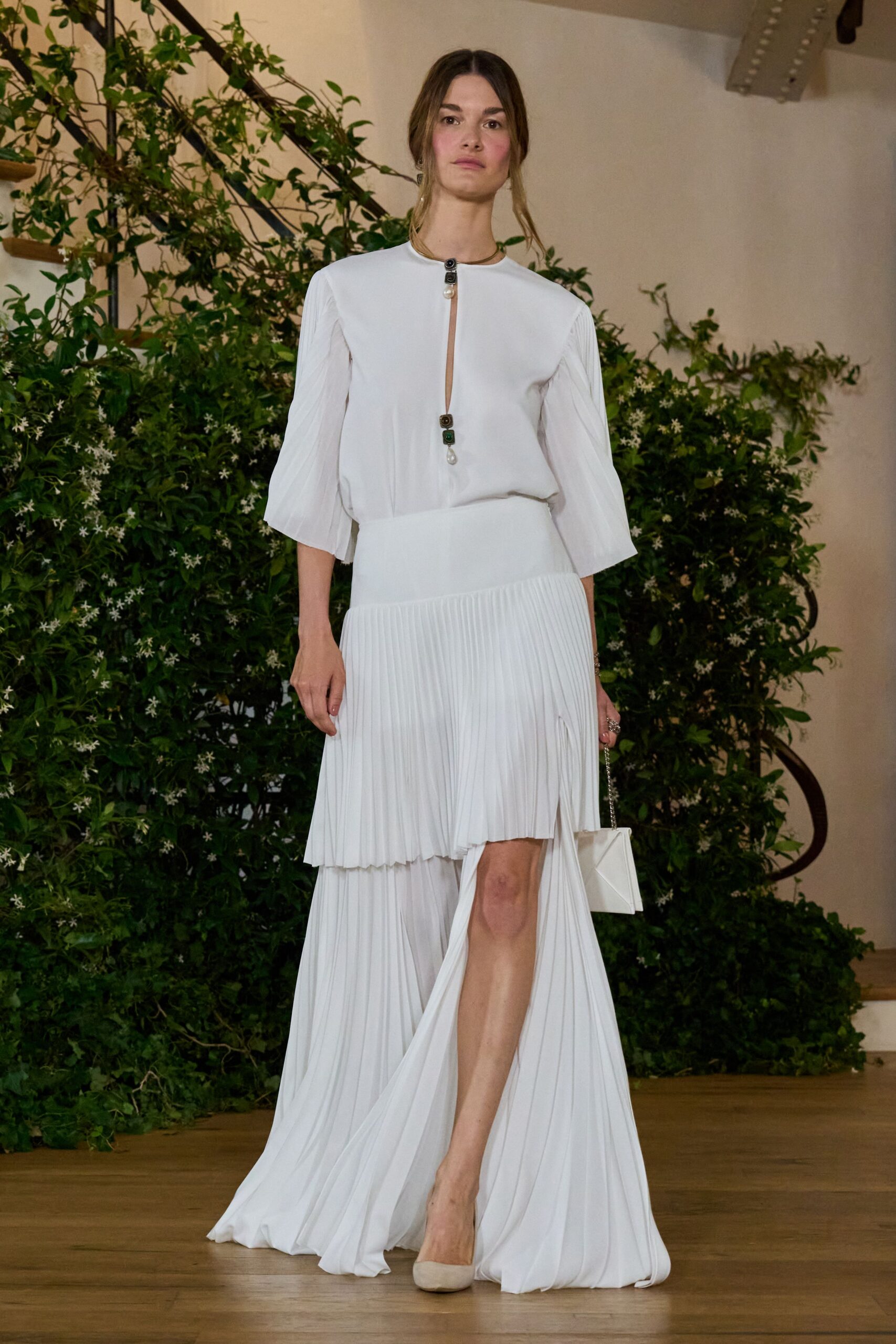 white chiffon short-sleeve v-neck fitted pleated tiered dress