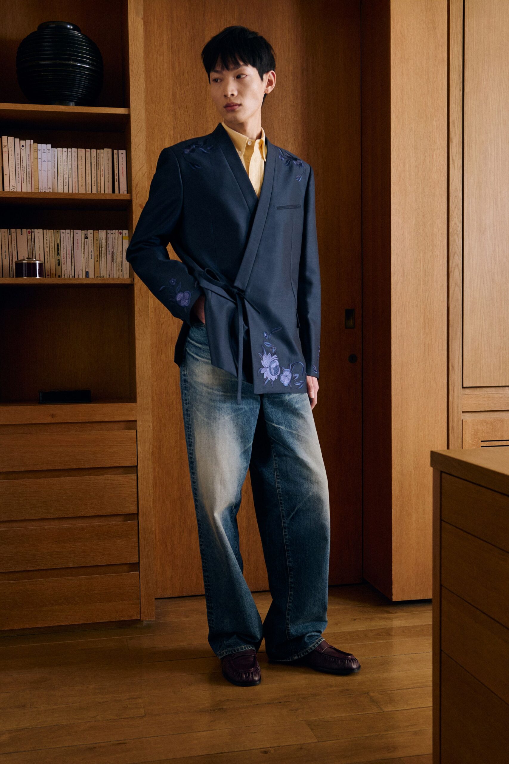 blue denim relaxed straight-leg distressed jeans