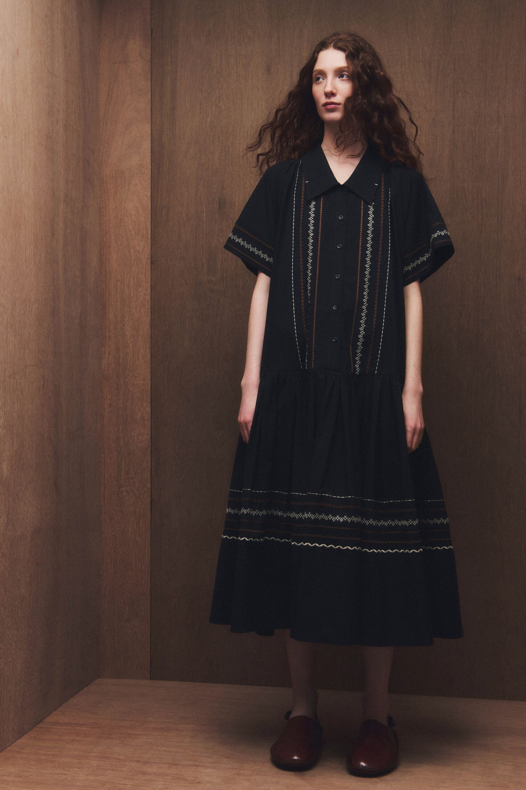 black cotton short-sleeve collared relaxed pleated embroidered dress
