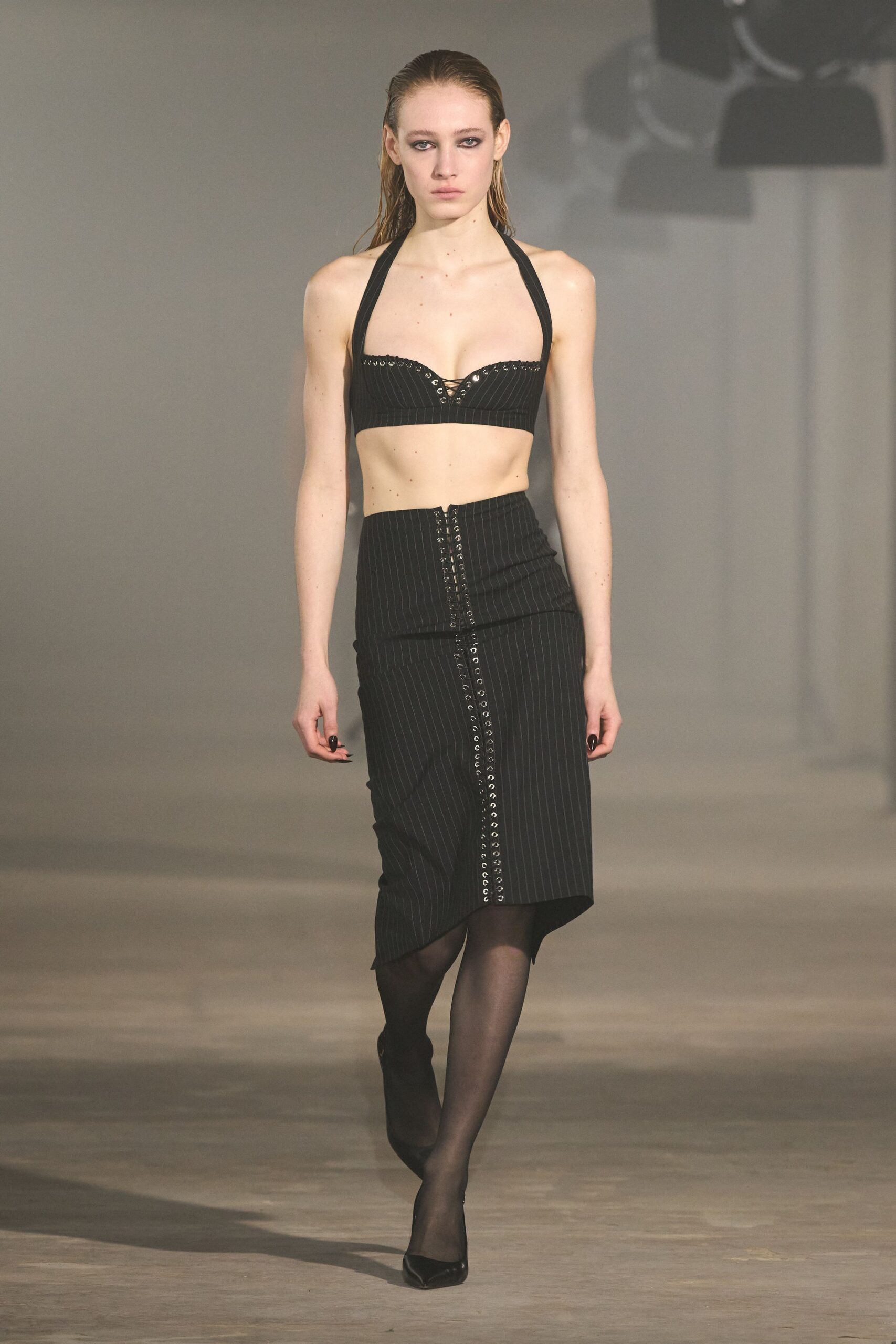 black leather strapless halter fitted zippered bustier