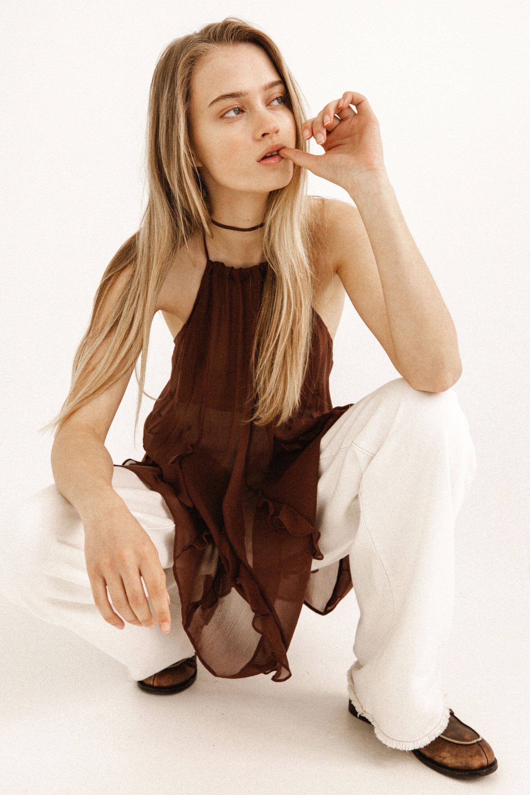 brown chiffon sleeveless halter relaxed ruffled flowing top