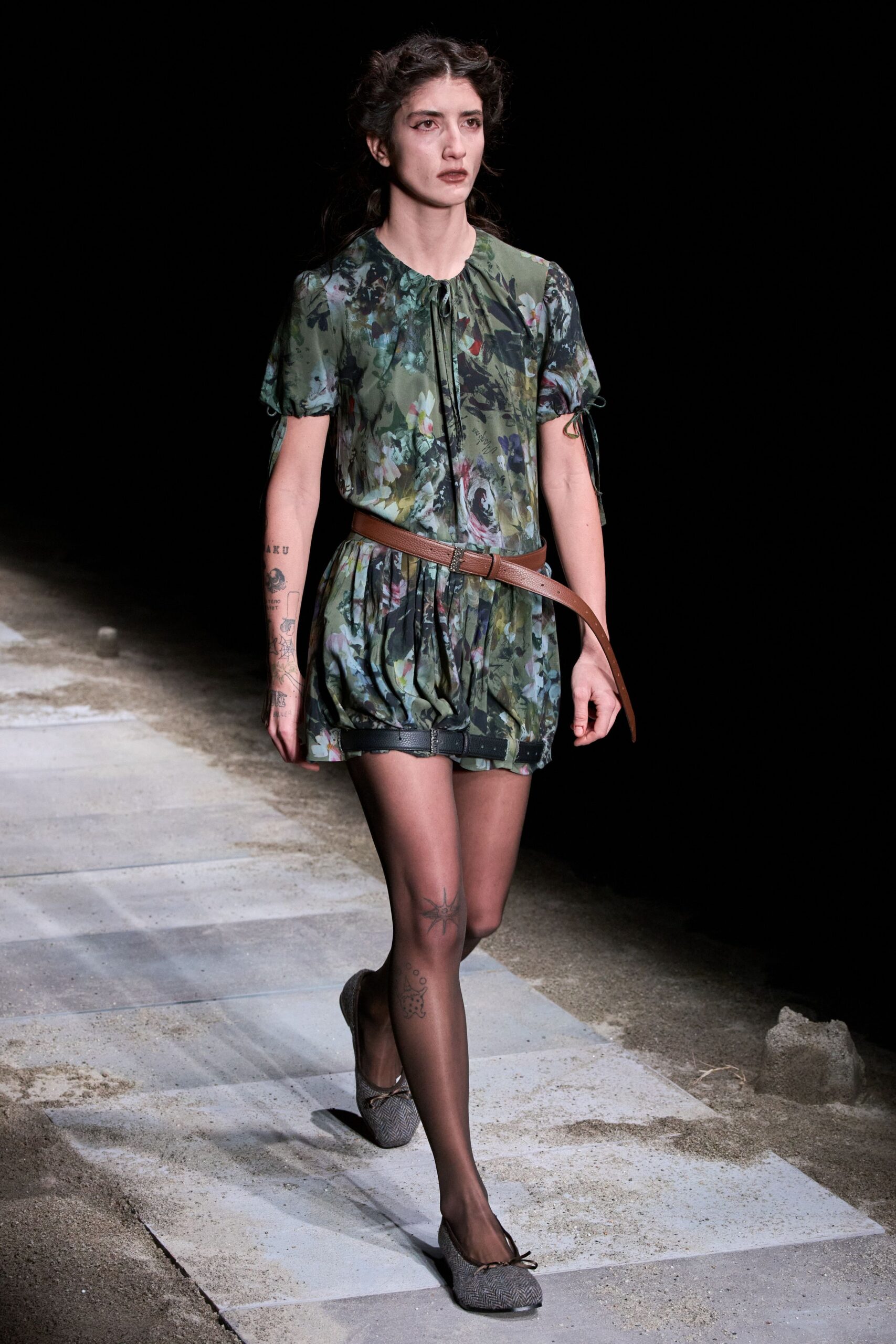 green cotton short-sleeve v-neck fitted floral ruffled romper