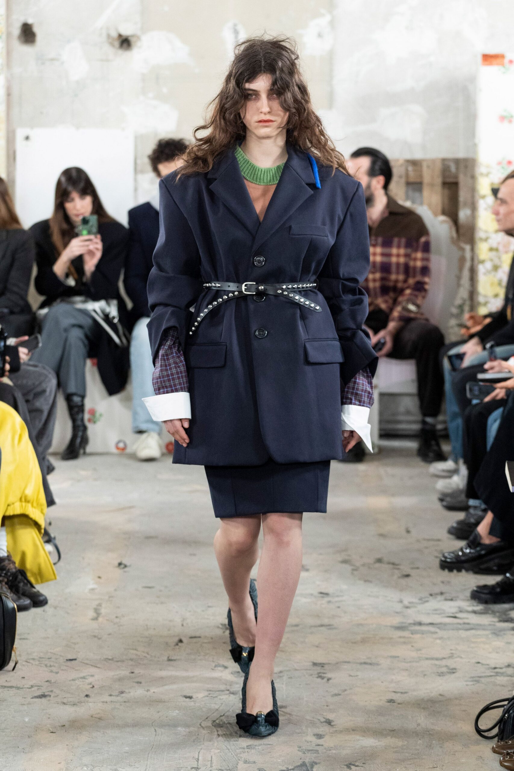 oversized navy blazer with pencil skirt