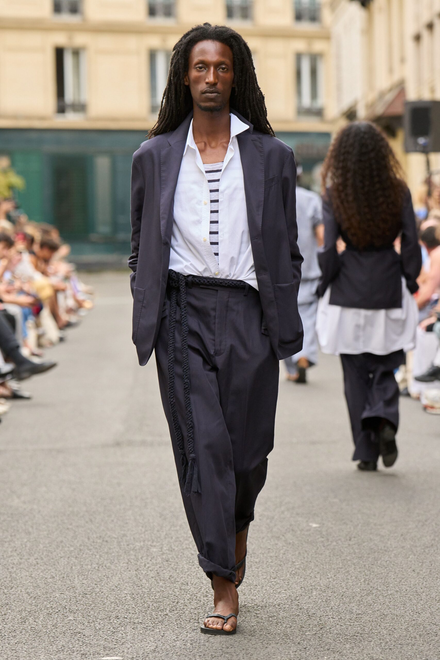 navy blazer white shirt relaxed pants