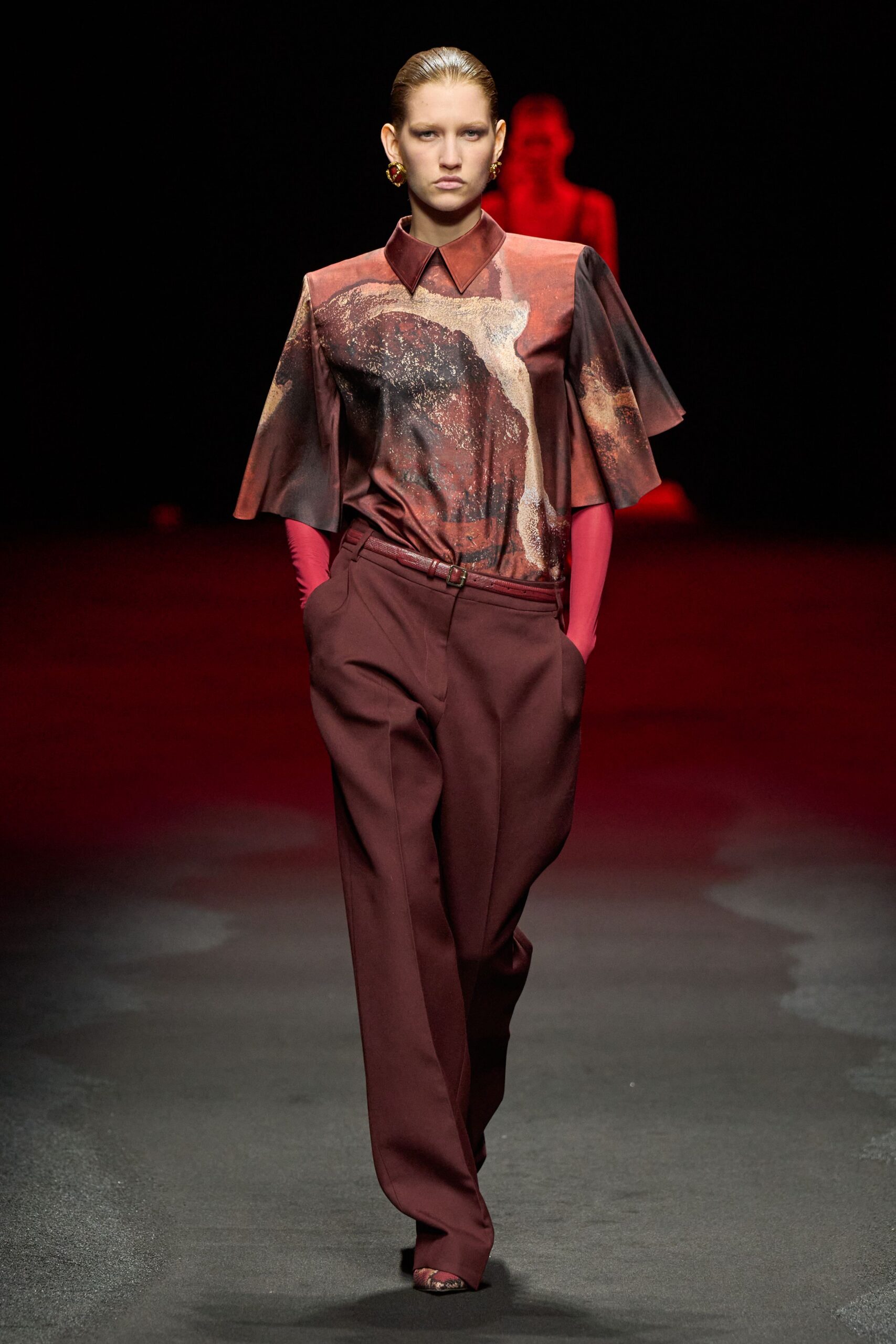red silk short-sleeve collared relaxed printed top
