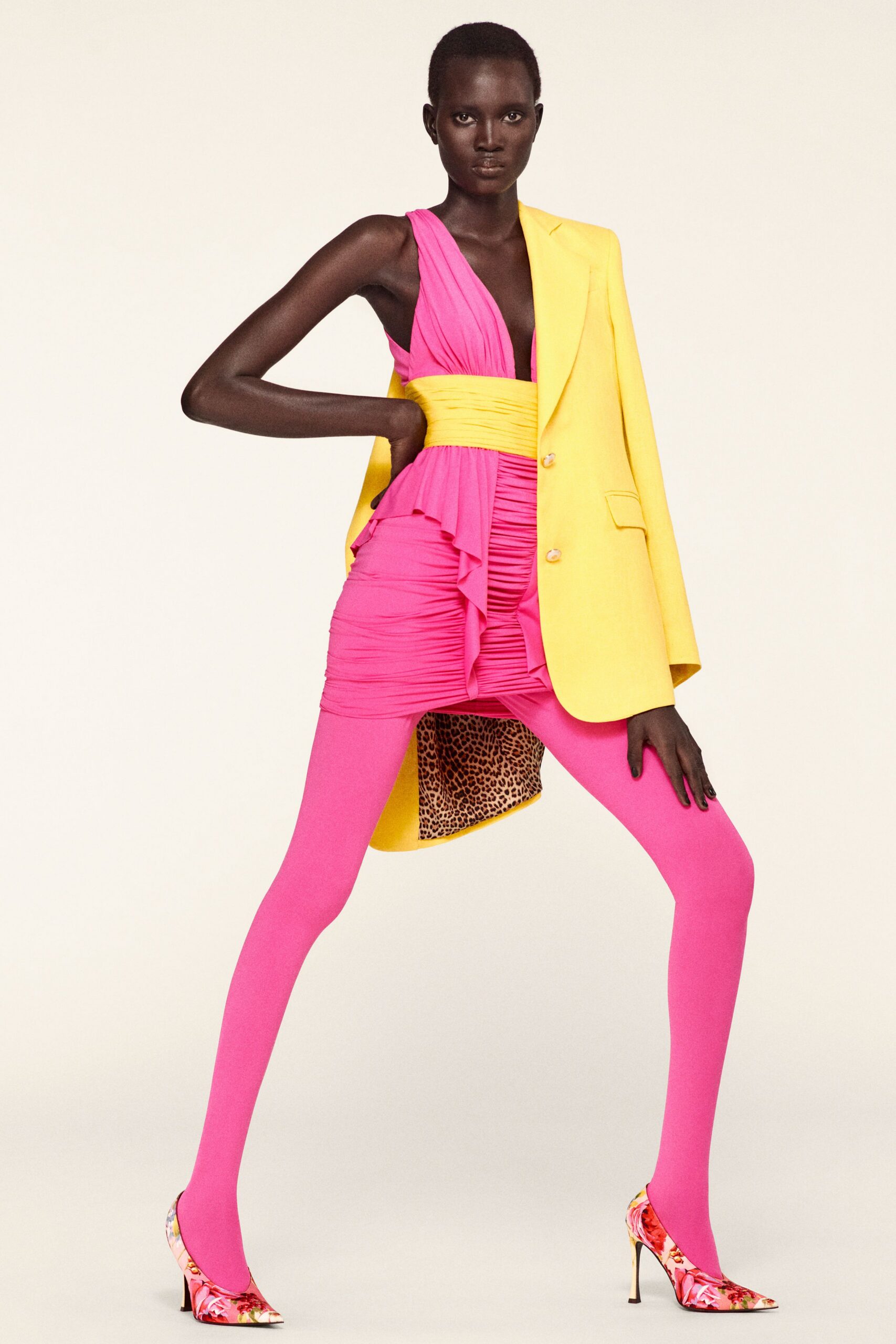 yellow cotton long-sleeve collared structured blazer