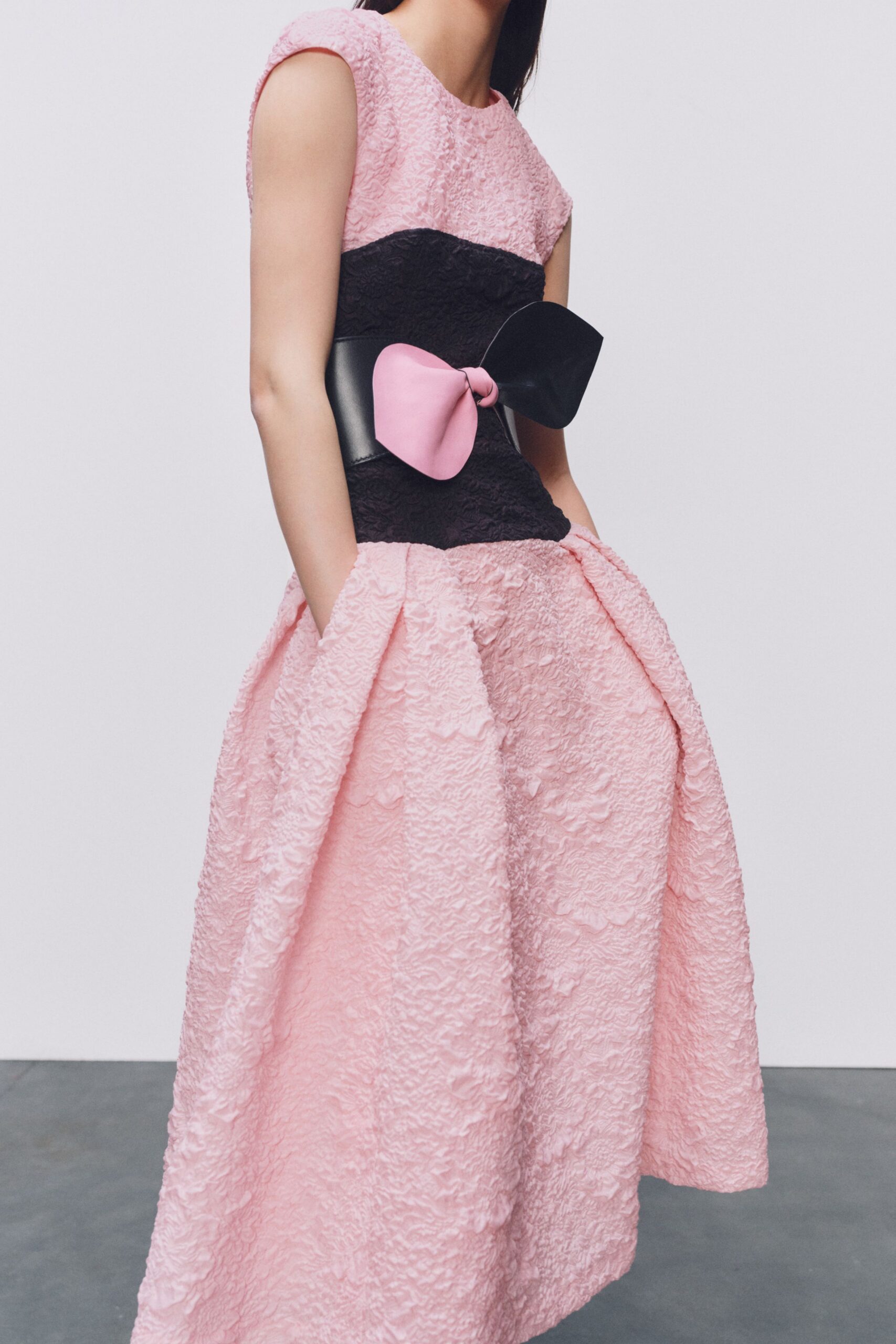pink cotton sleeveless collared fitted pleated belted dress