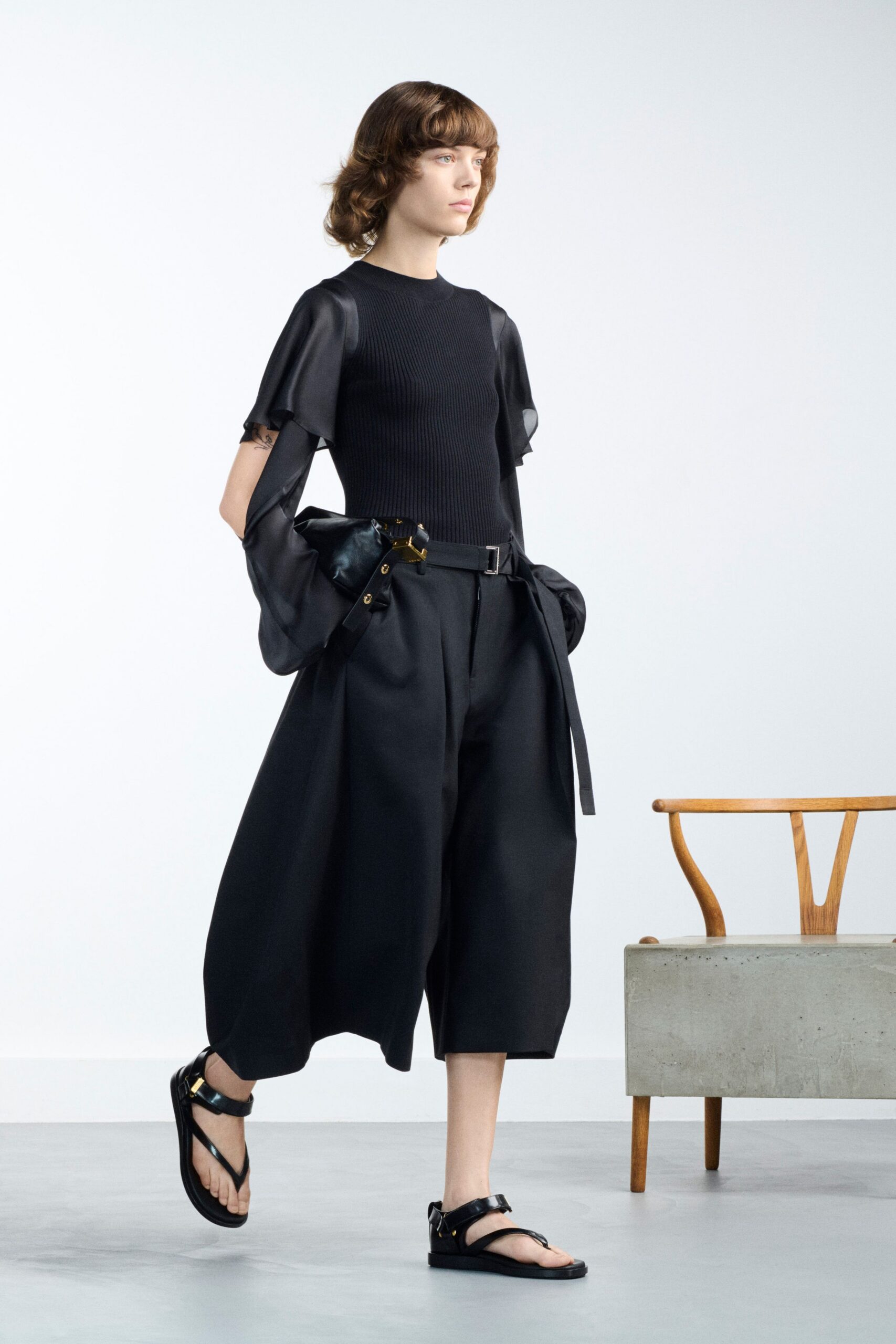 black cotton short-sleeve collared fitted ribbed top