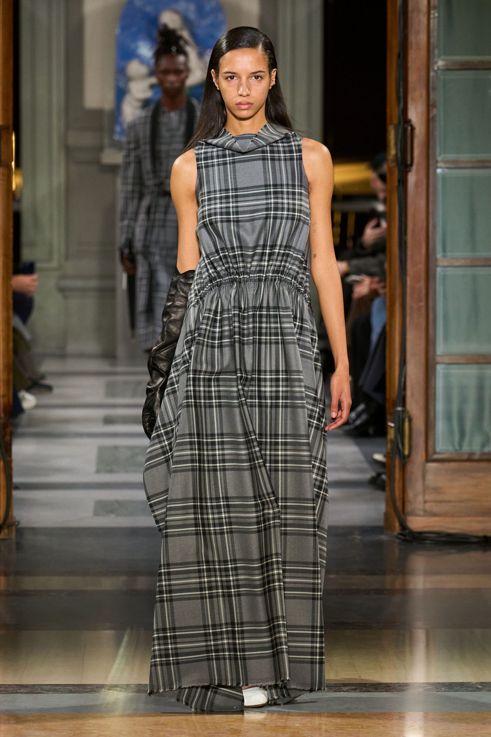 gray cotton sleeveless high-neck relaxed checked draped dress