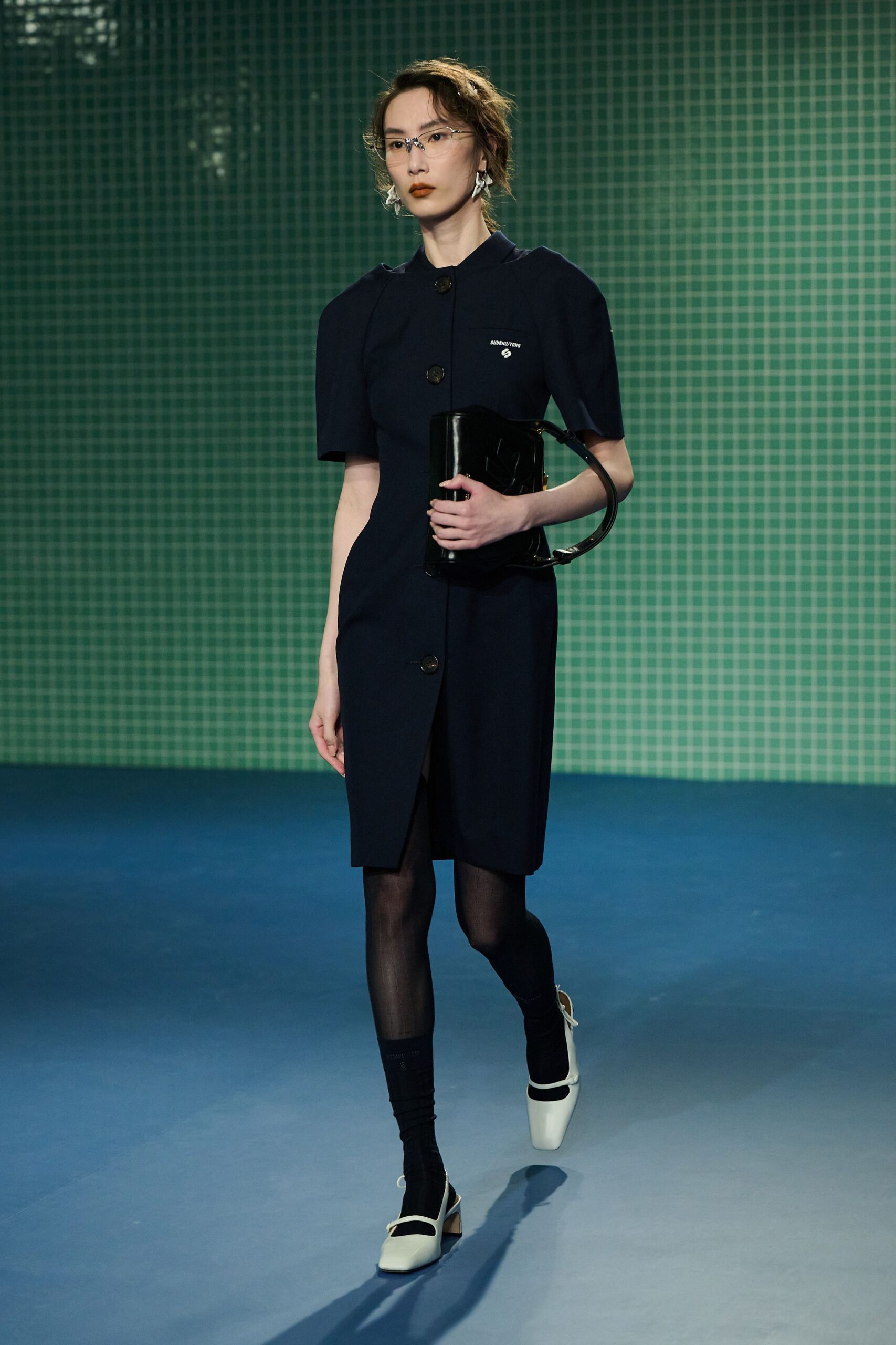 navy fitted midi dress with belt