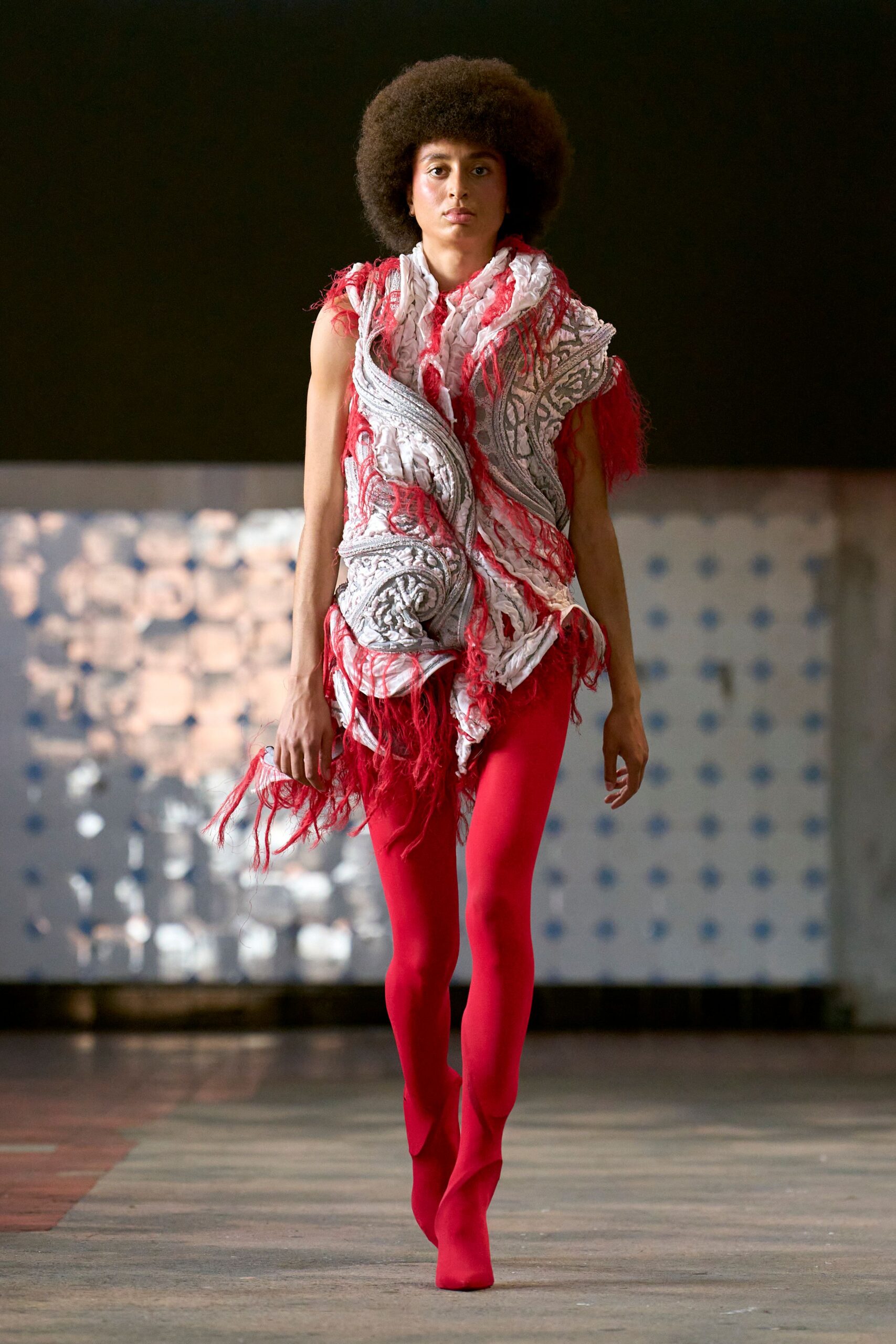 red cotton fitted leggings