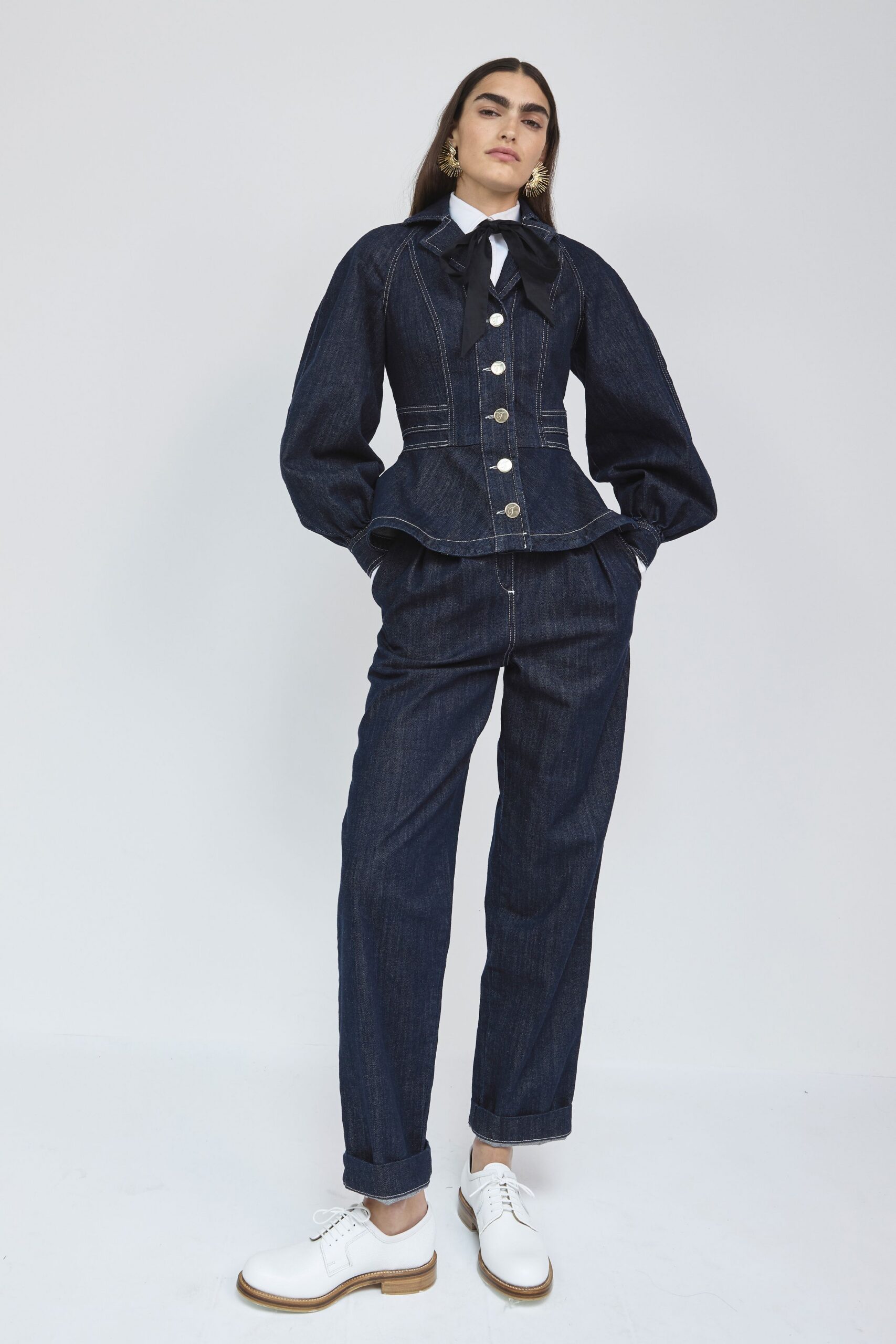 blue denim long-sleeve collared fitted buttoned flared jacket