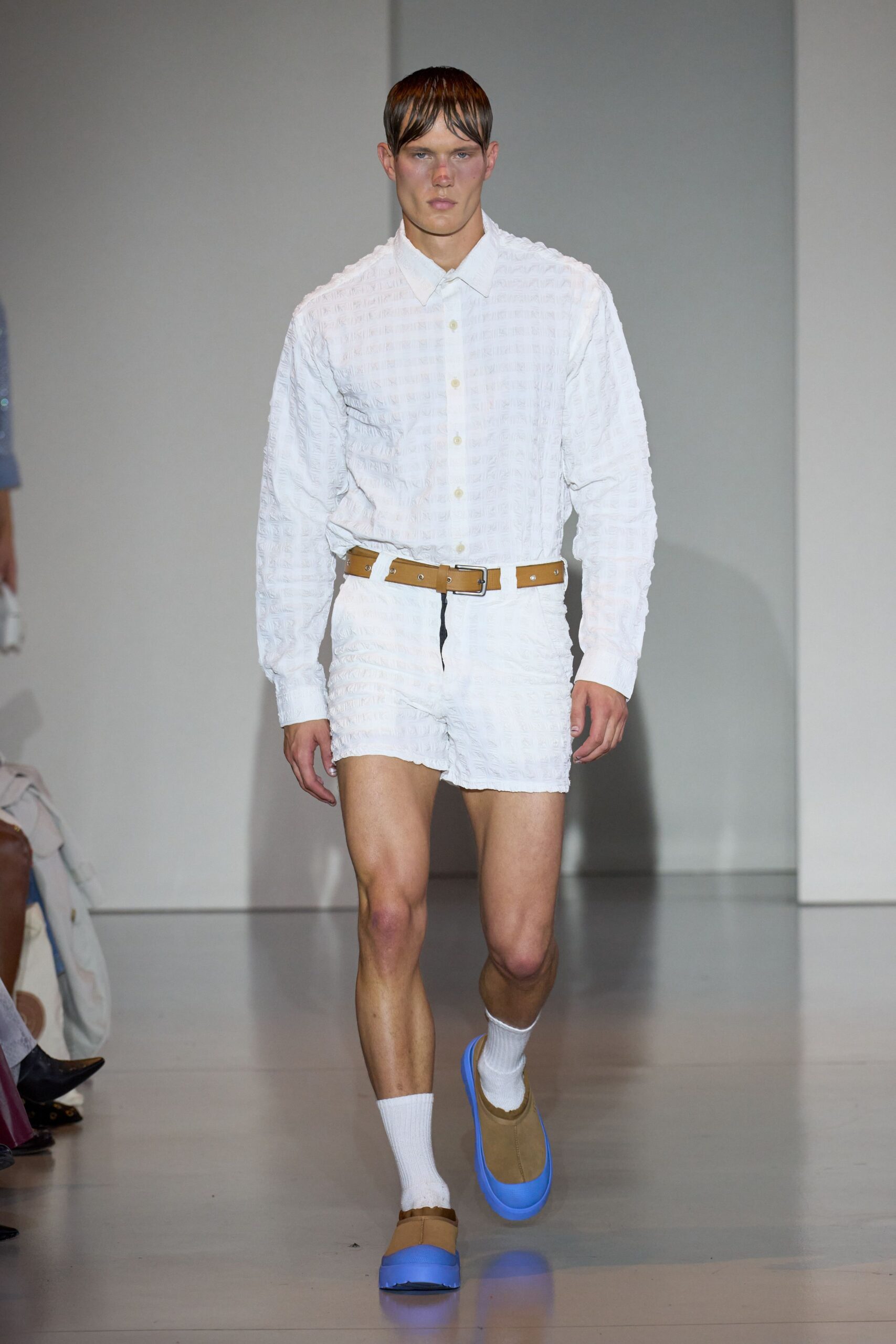 white cotton long-sleeve collared fitted textured shirt