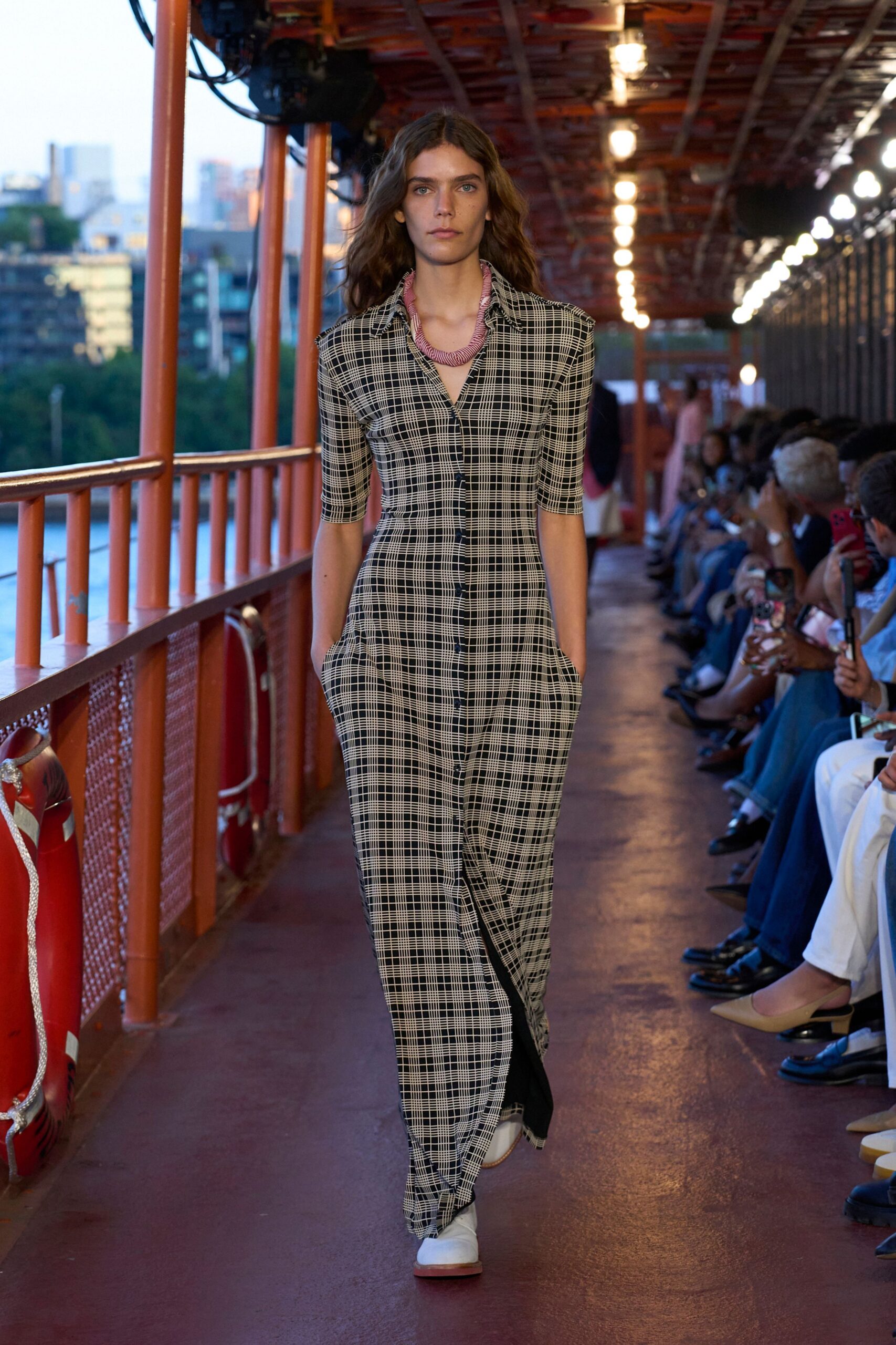 black cotton short-sleeve collared fitted checked buttoned shirt-dress