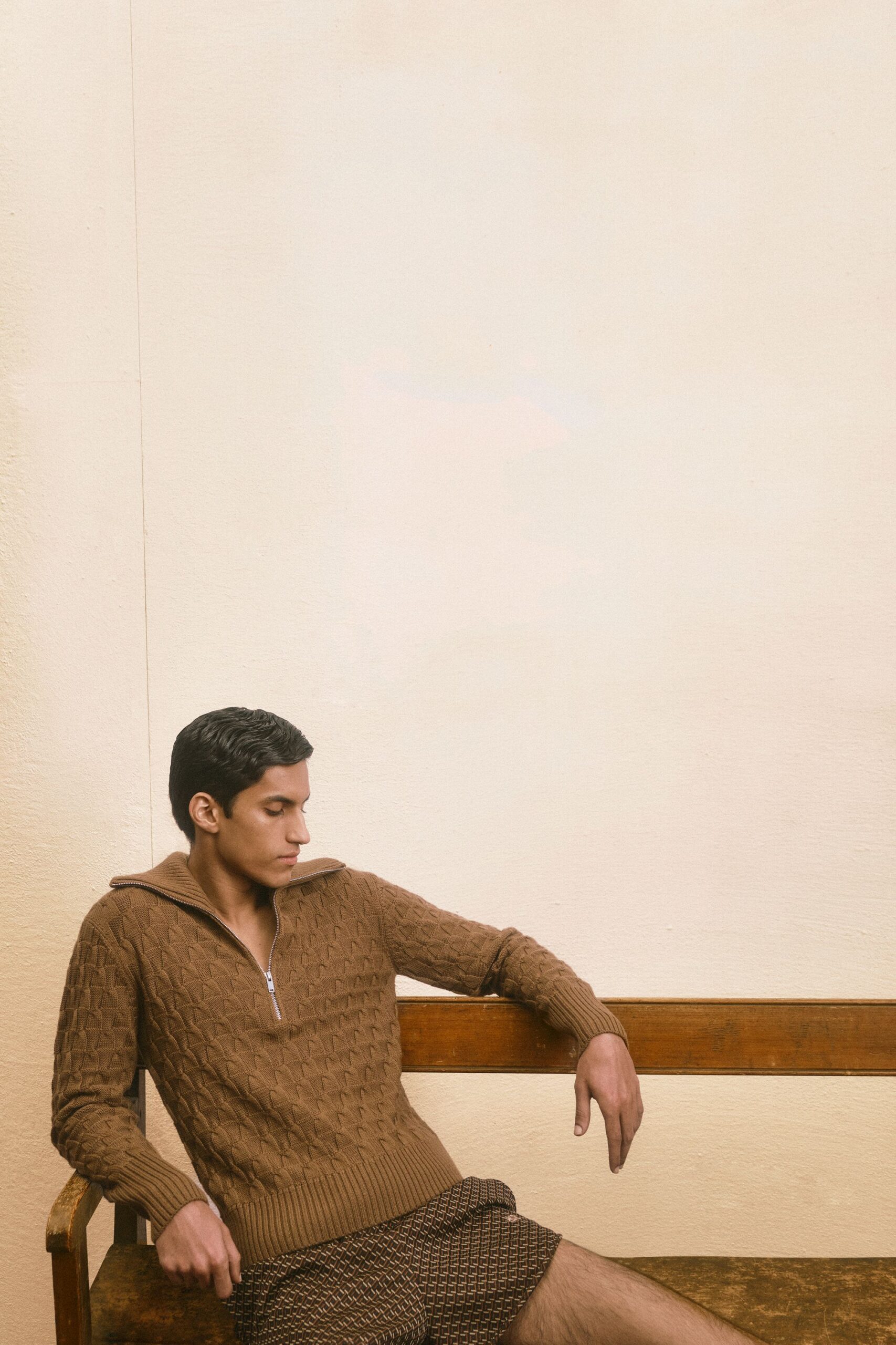 brown cotton long-sleeve collared fitted ribbed sweater
