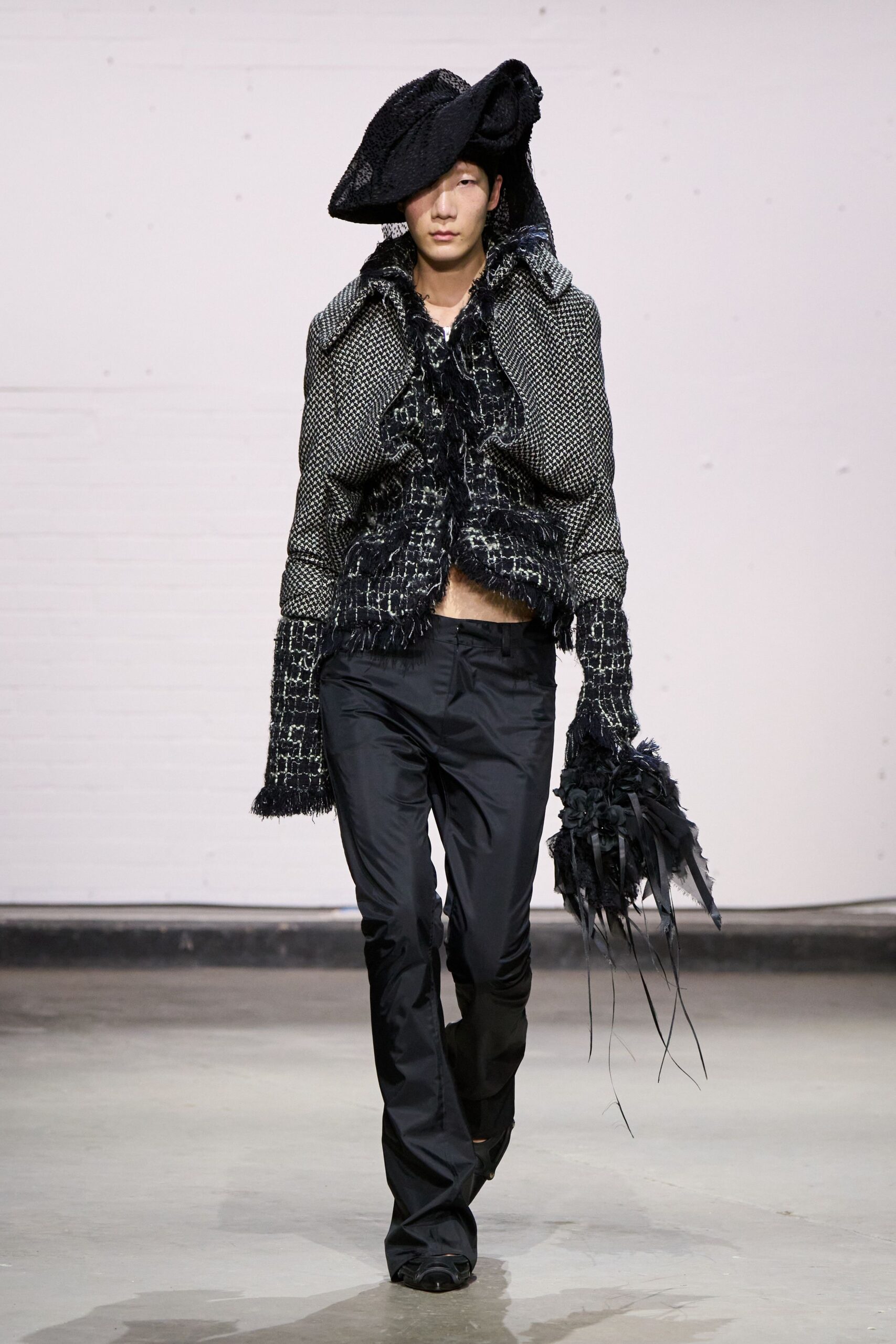 black cotton long-sleeve collared fitted layered fringed jacket