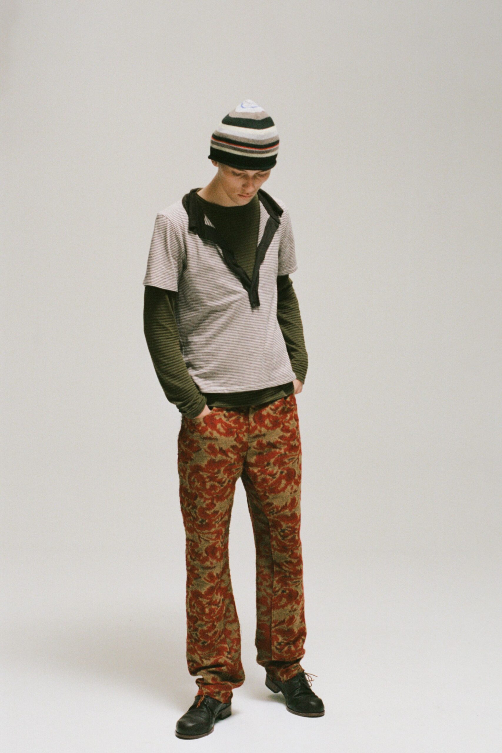 red cotton fitted flared pants