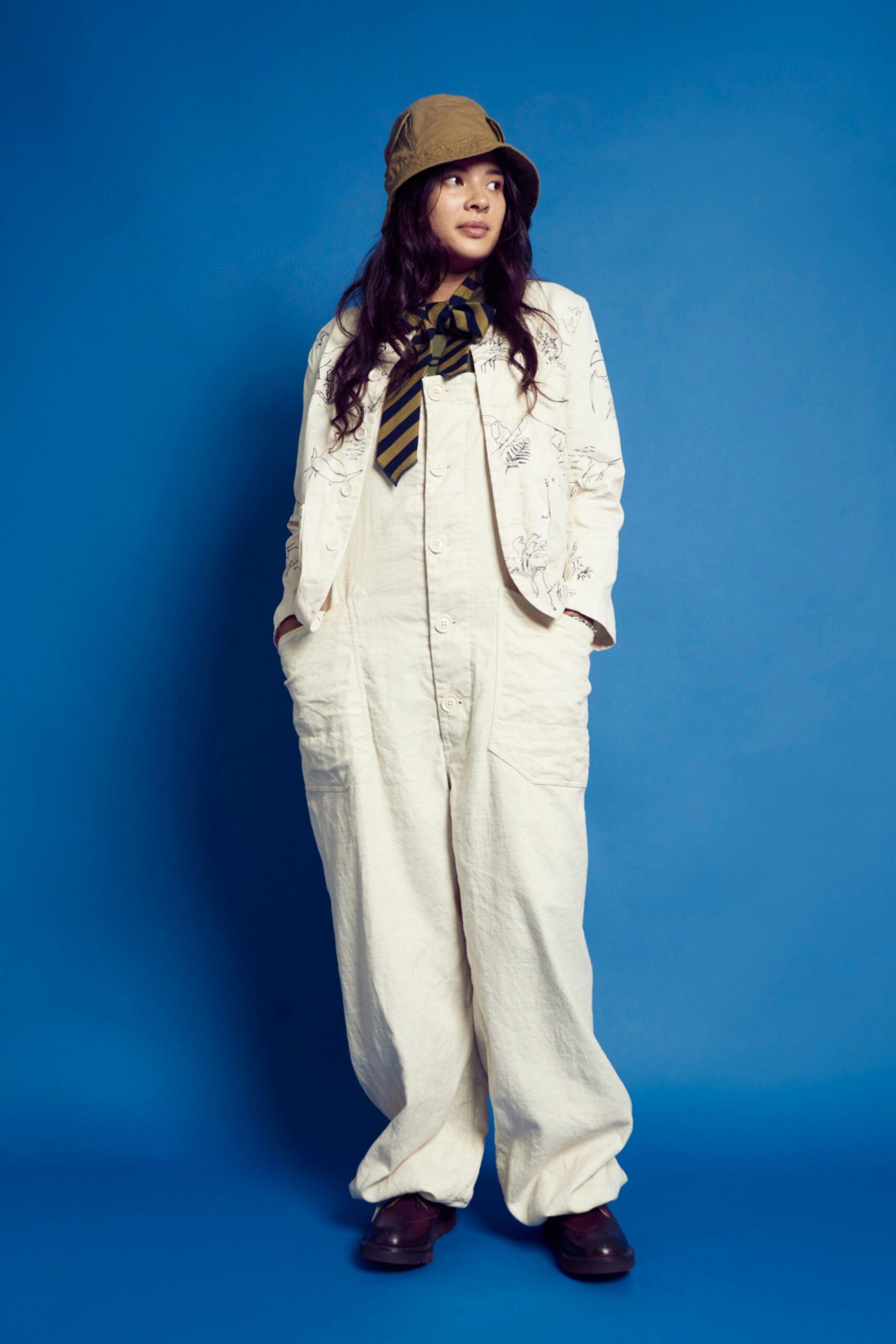 white cotton sleeveless relaxed pockets overalls