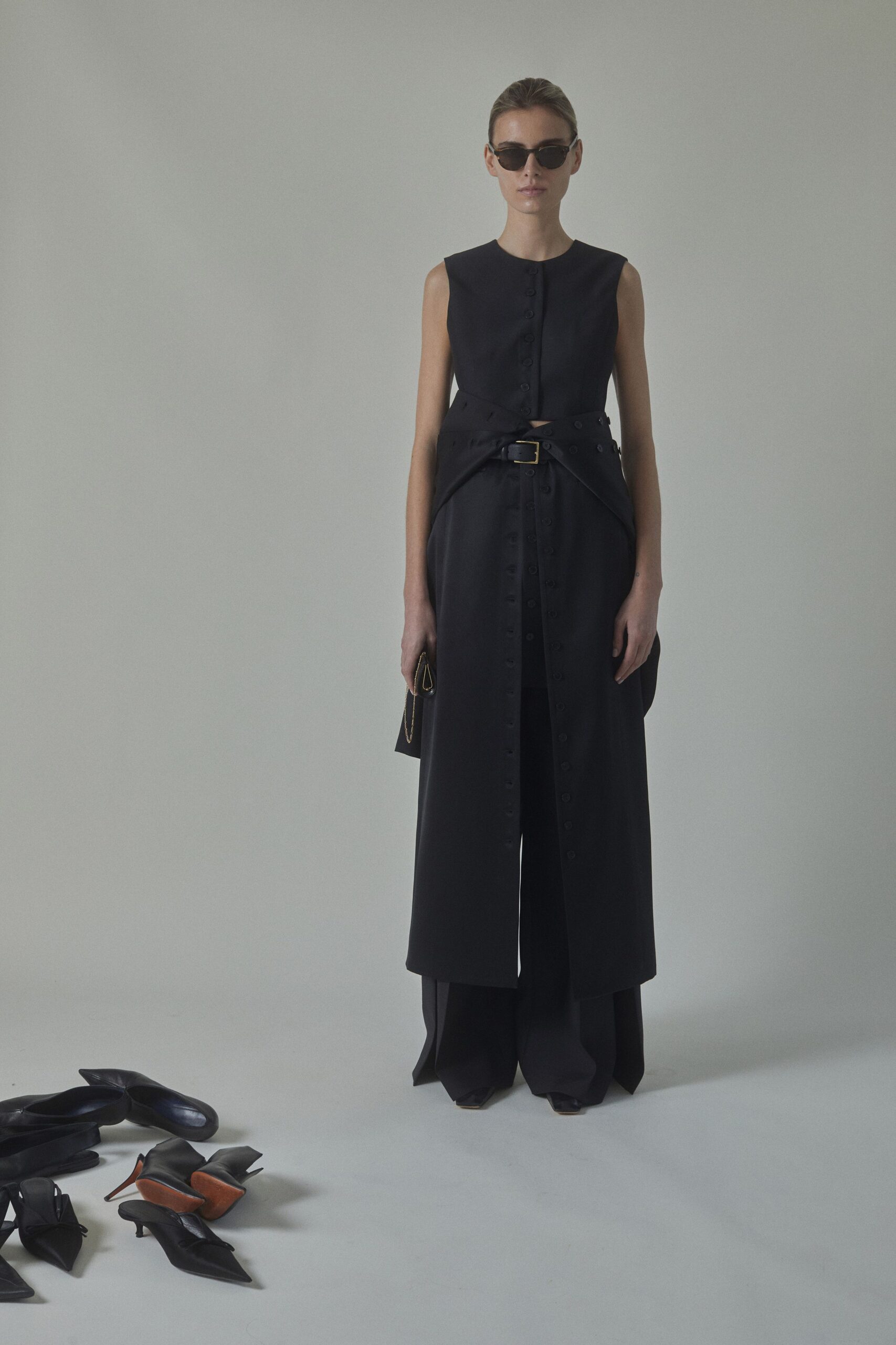 black cotton sleeveless collared fitted buttoned belted dress