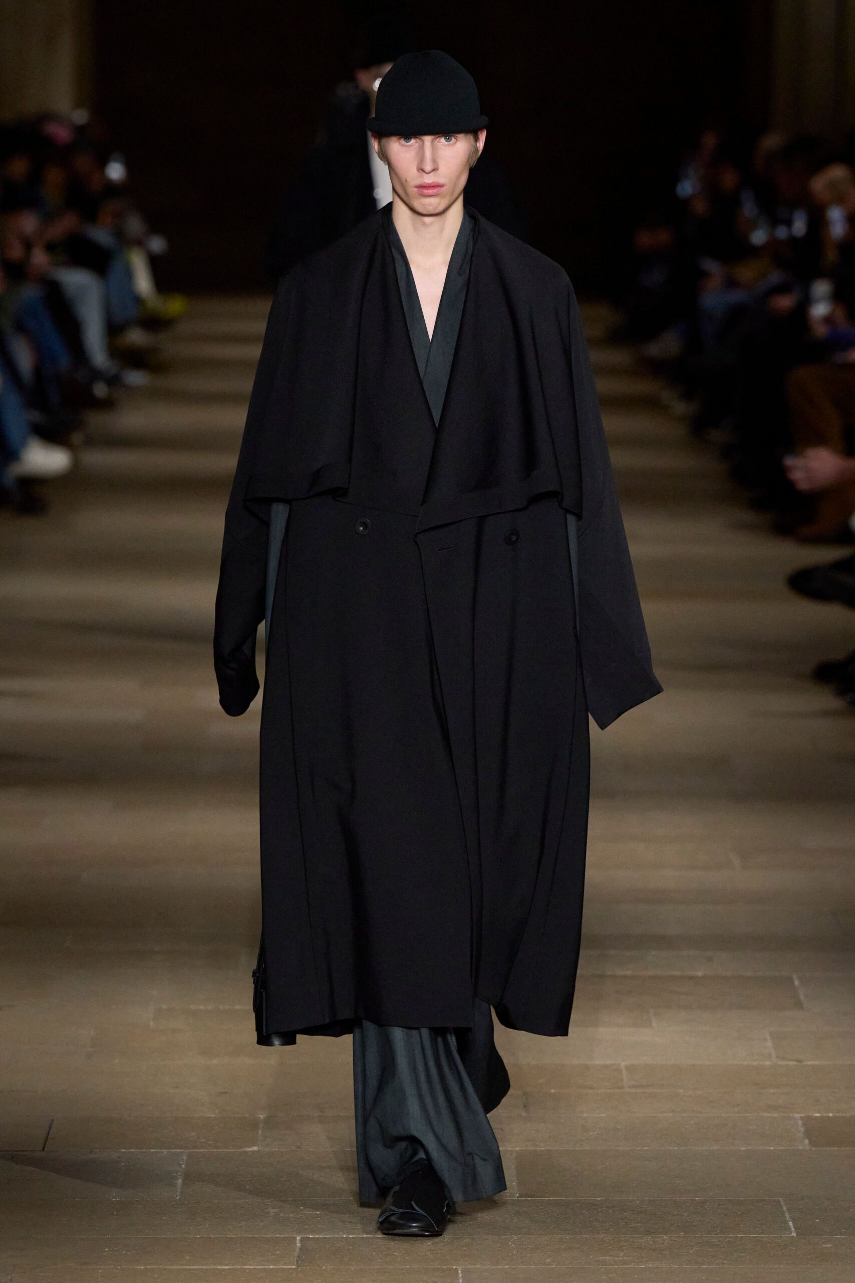 black wool long-sleeve collared relaxed draped coat