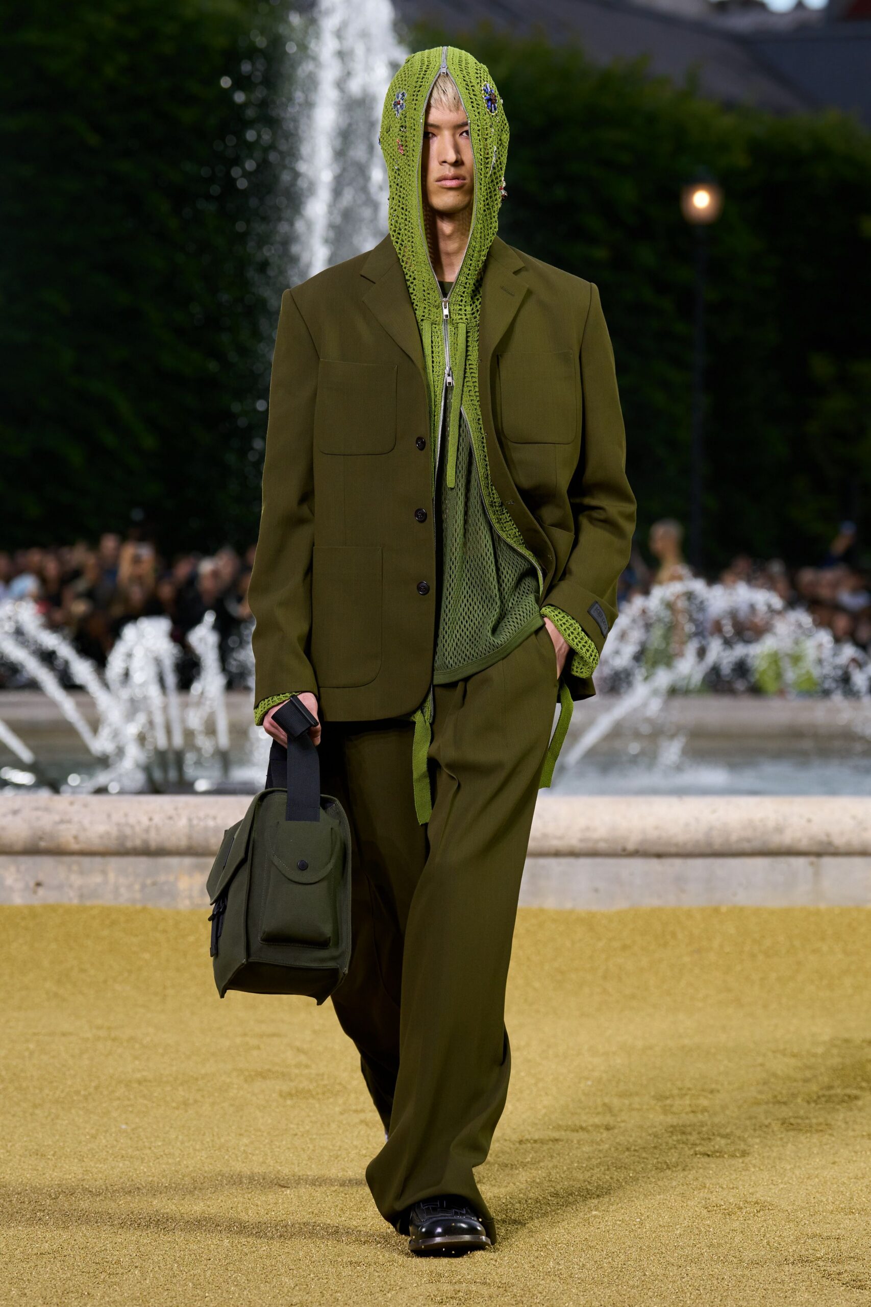 green cotton long-sleeve collared tailored buttoned suit