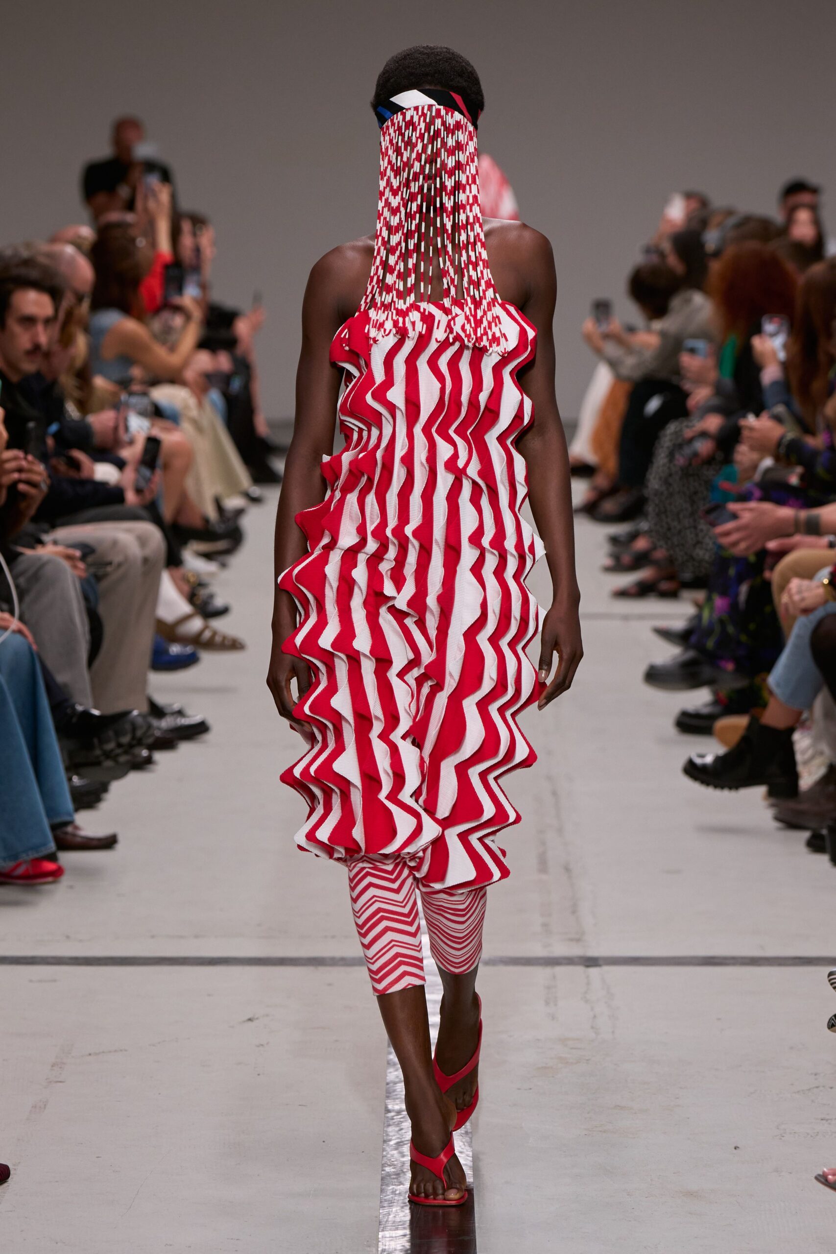red cotton fitted striped leggings