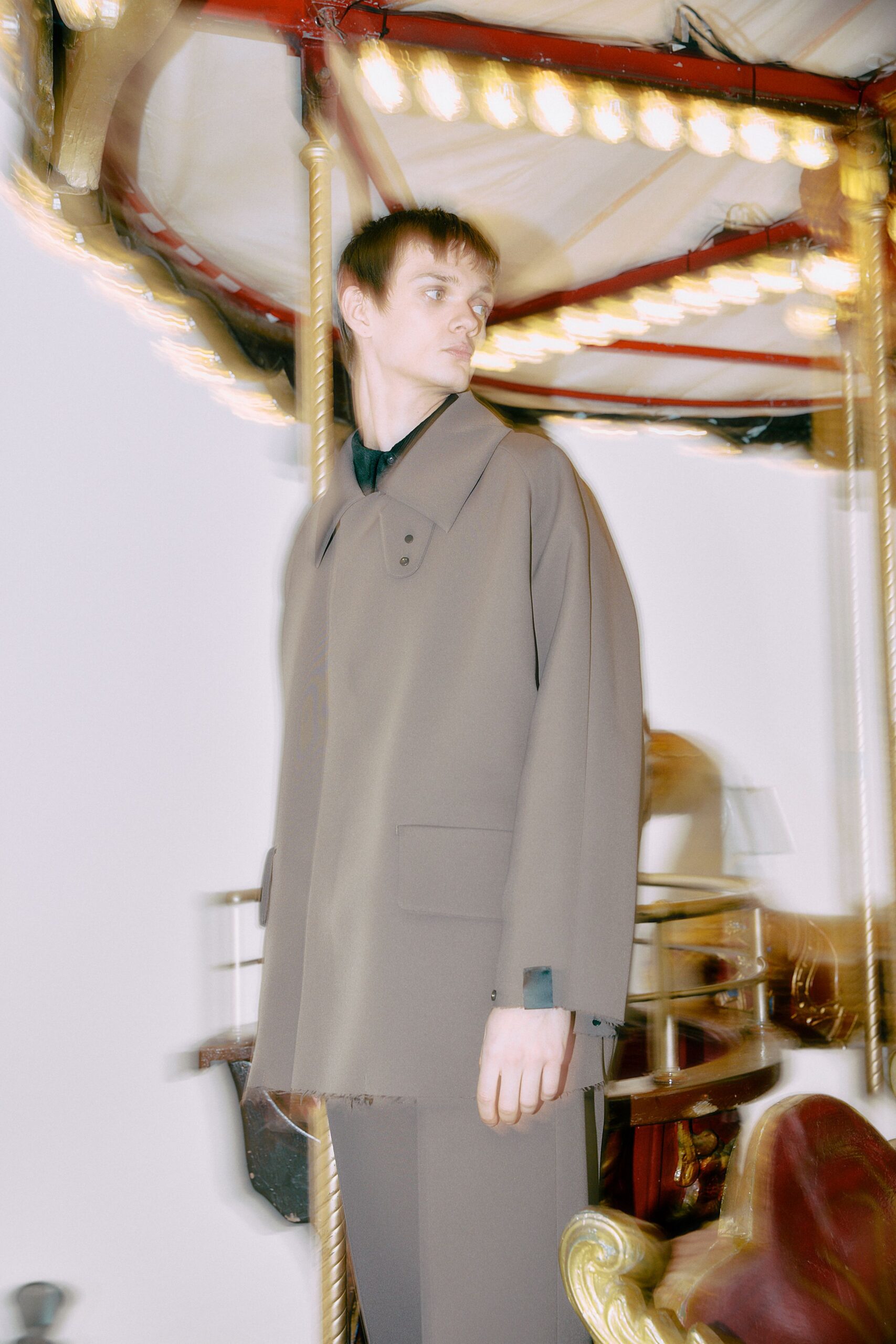 brown wool long-sleeve collared oversized buttoned jacket