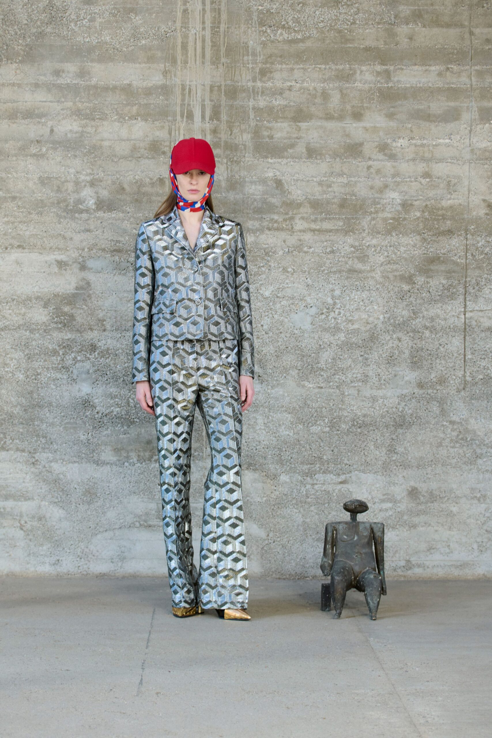 gray metallic long-sleeve collared fitted printed flared suit